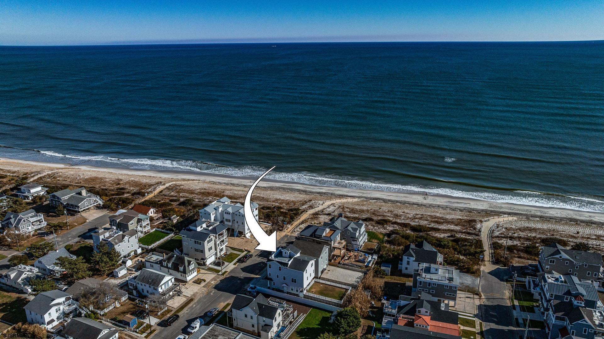 Strathmere, New Jersey 08248, United States, 3 Bedrooms Bedrooms, ,4 BathroomsBathrooms,Residential,Pending,32807