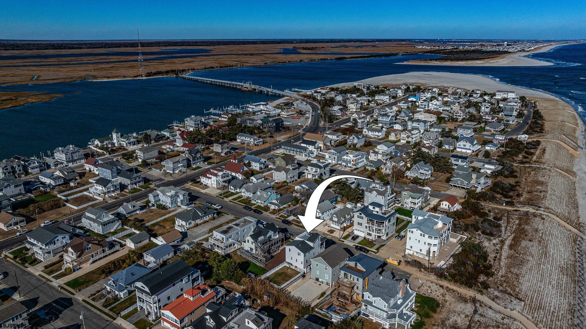 Strathmere, New Jersey 08248, United States, 3 Bedrooms Bedrooms, ,4 BathroomsBathrooms,Residential,Pending,32807