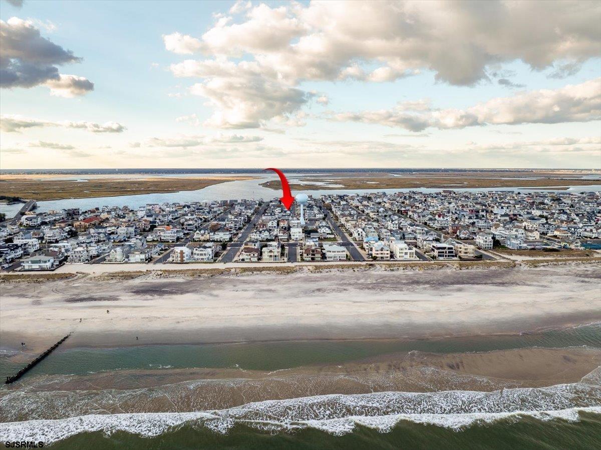 Longport, New Jersey 08403, United States, 5 Bedrooms Bedrooms, ,6 BathroomsBathrooms,Residential,Active,233243