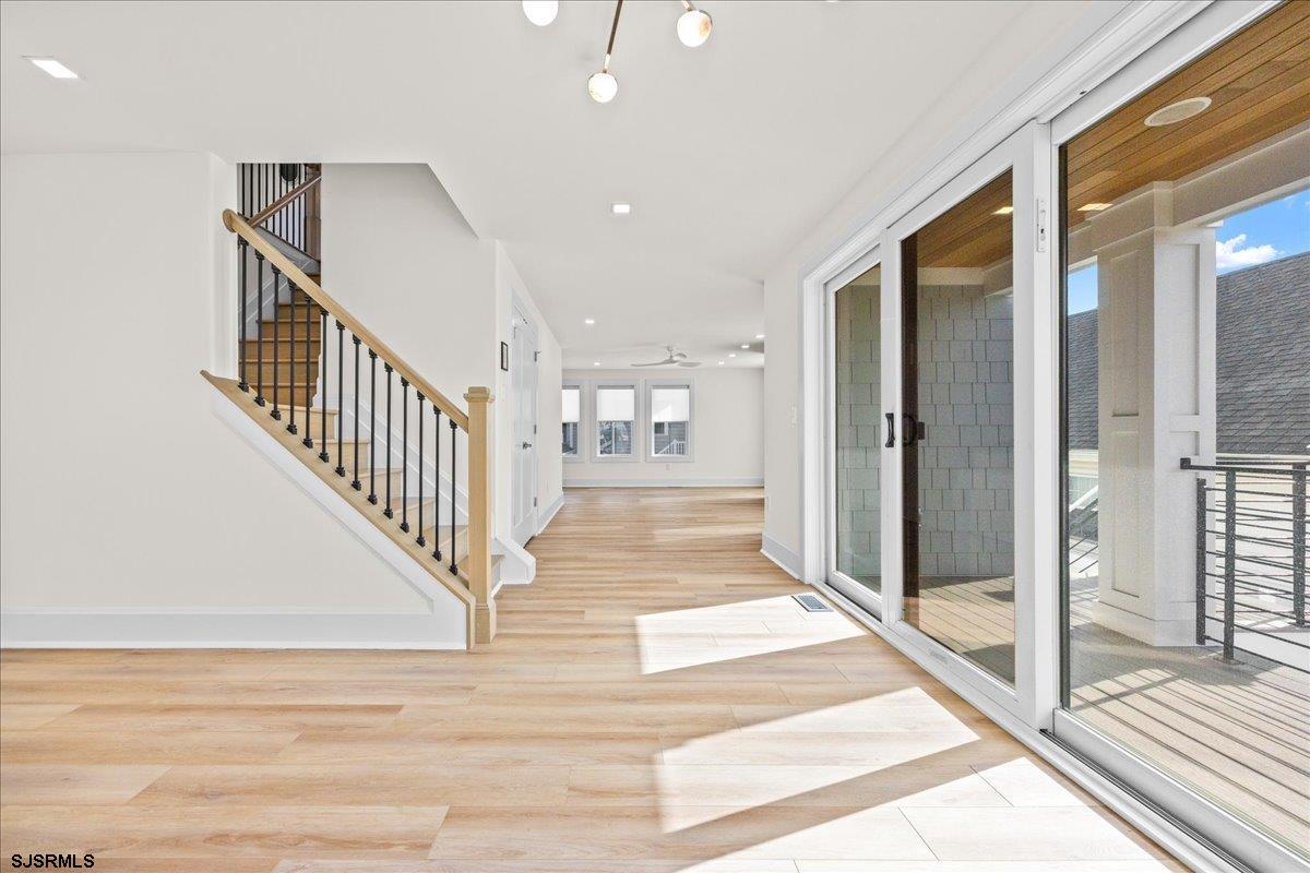 Longport, New Jersey 08403, United States, 5 Bedrooms Bedrooms, ,6 BathroomsBathrooms,Residential,Active,233243