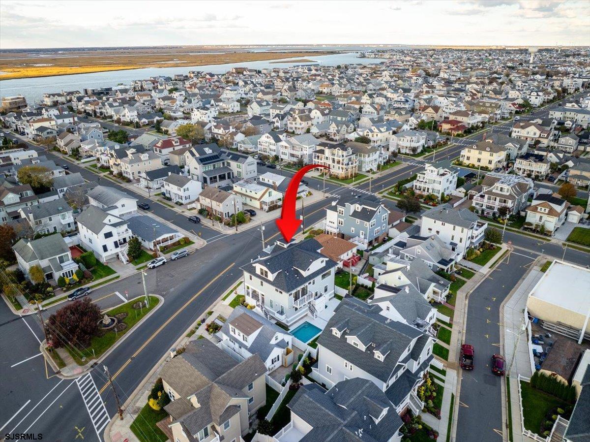 Longport, New Jersey 08403, United States, 5 Bedrooms Bedrooms, ,6 BathroomsBathrooms,Residential,Active,233243