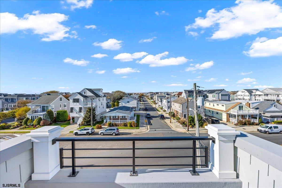 Longport, New Jersey 08403, United States, 5 Bedrooms Bedrooms, ,6 BathroomsBathrooms,Residential,Active,233243