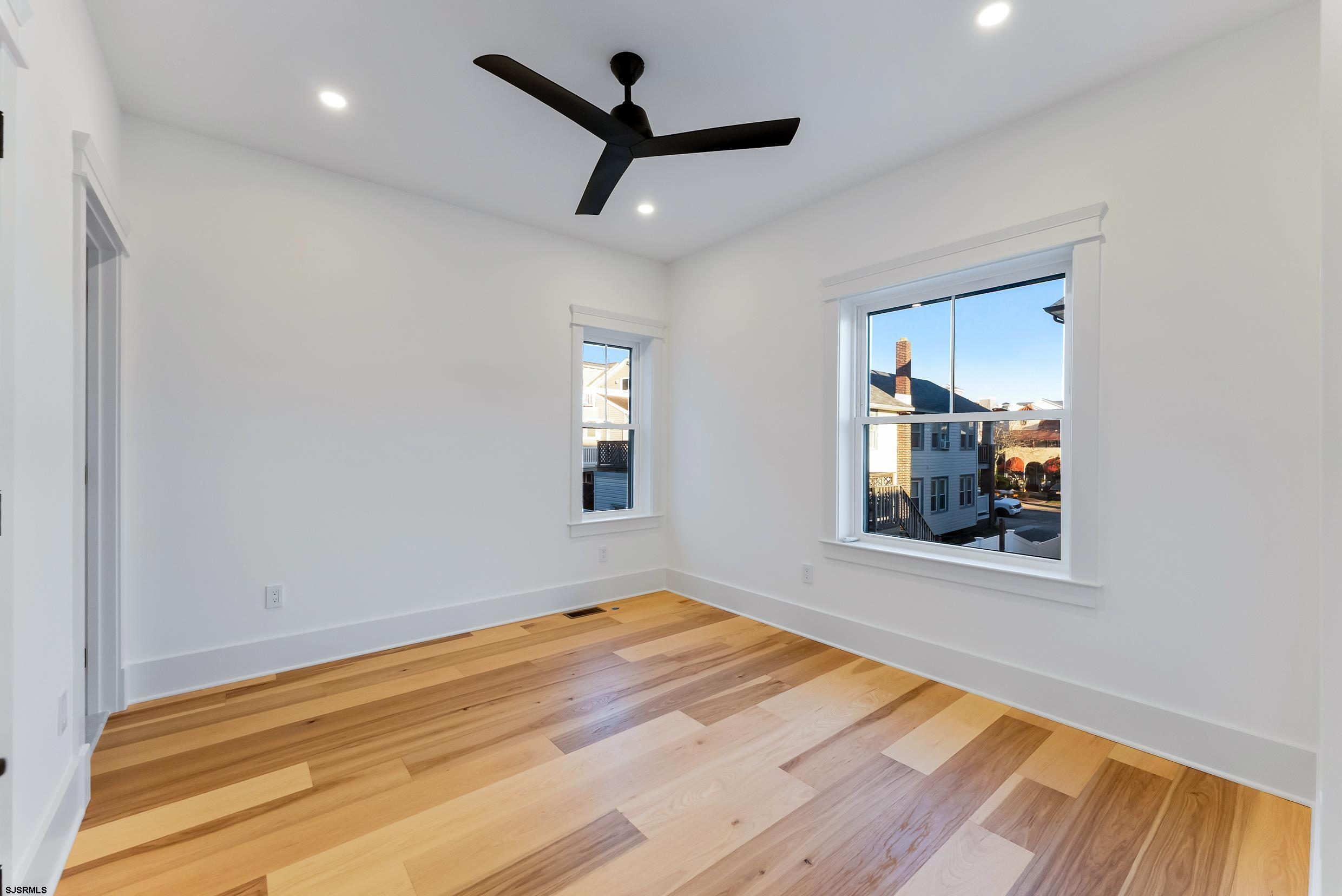 Ocean City, New Jersey 08226, United States, 5 Bedrooms Bedrooms, ,5 BathroomsBathrooms,Residential,Active,236947