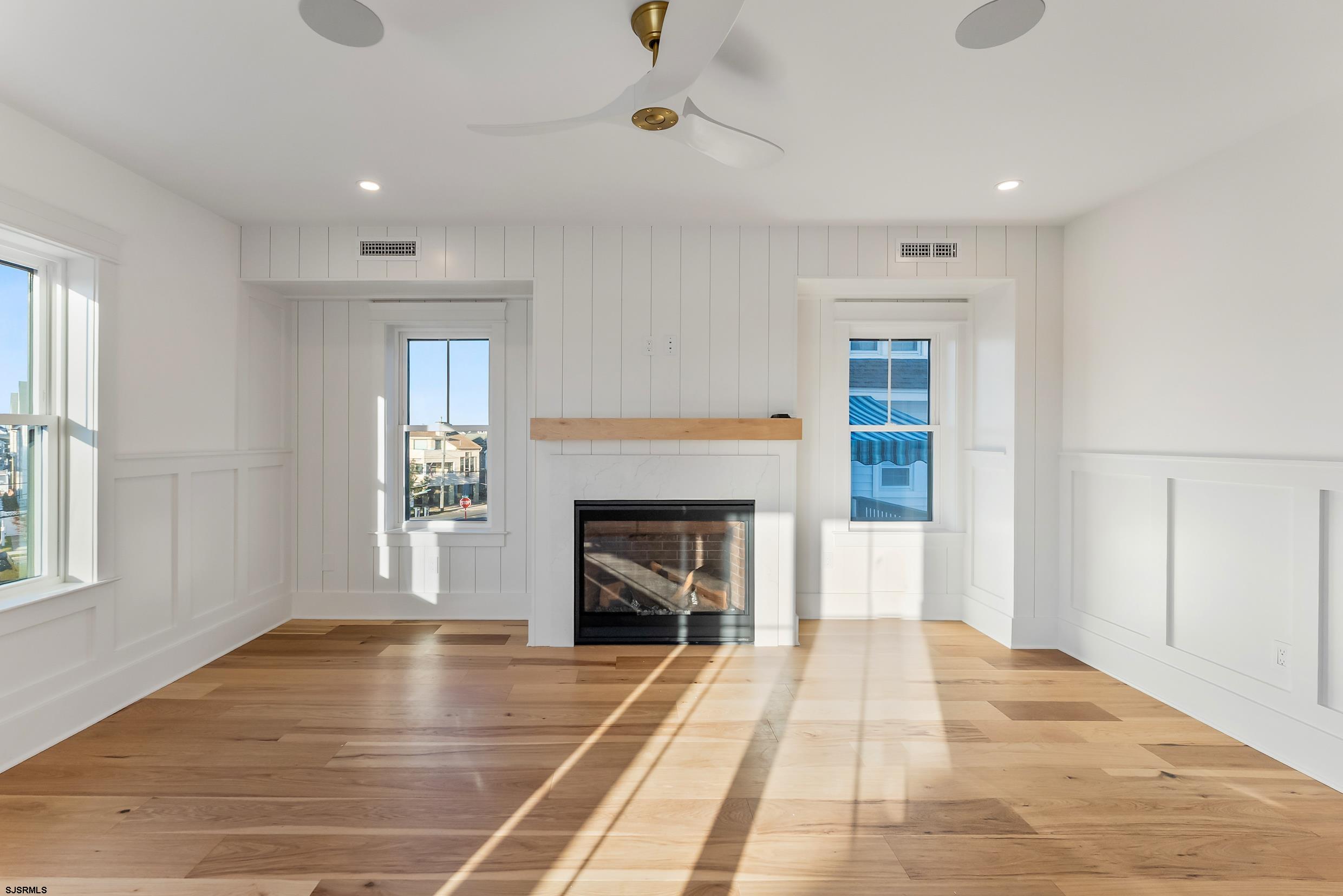 Ocean City, New Jersey 08226, United States, 5 Bedrooms Bedrooms, ,5 BathroomsBathrooms,Residential,Active,236947