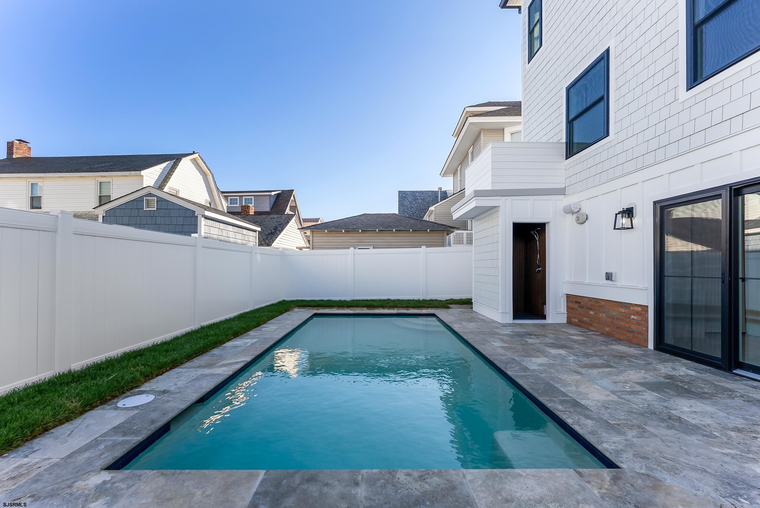 Ocean City, New Jersey 08226, United States, 5 Bedrooms Bedrooms, ,5 BathroomsBathrooms,Residential,Active,236947