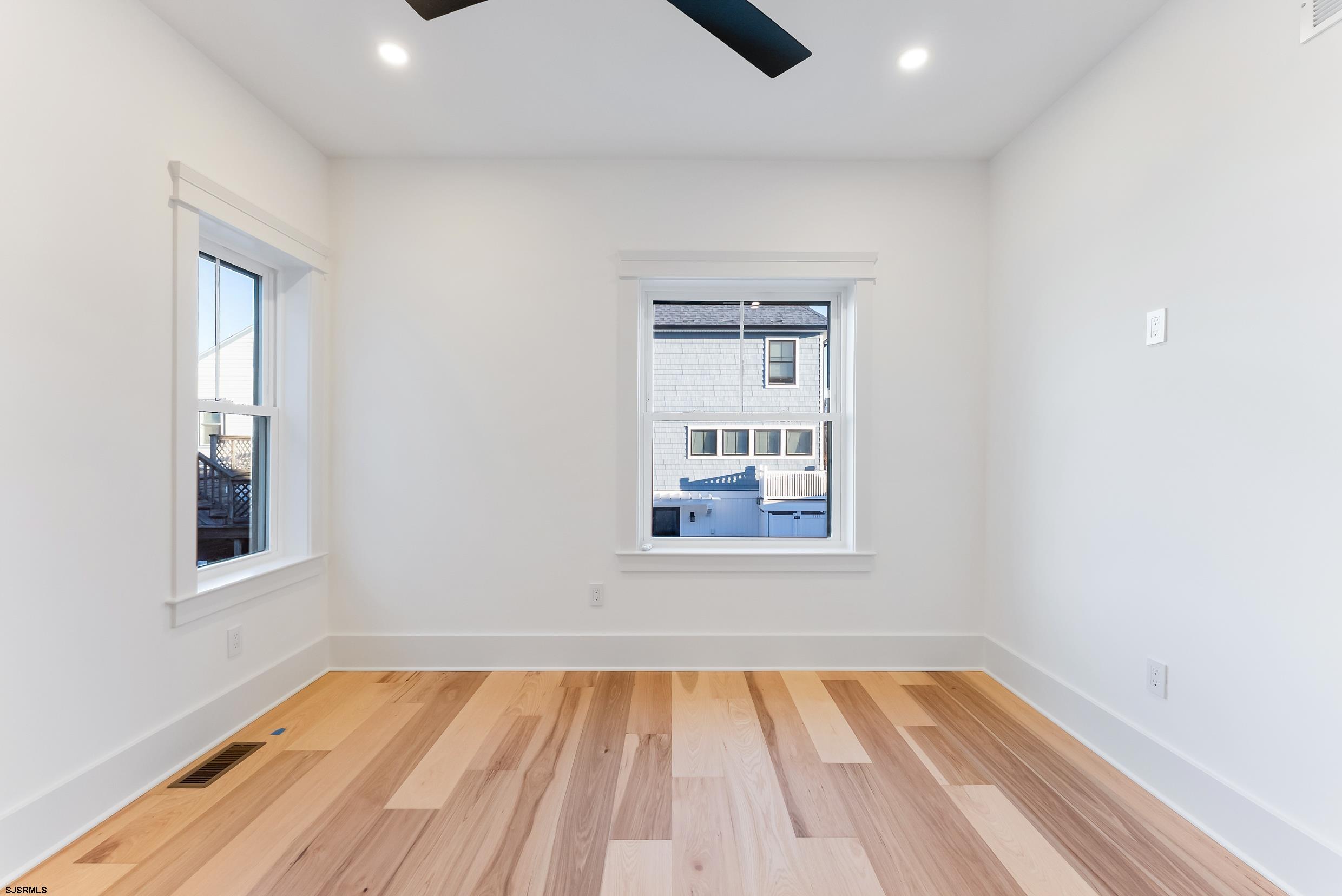 Ocean City, New Jersey 08226, United States, 5 Bedrooms Bedrooms, ,5 BathroomsBathrooms,Residential,Active,236947