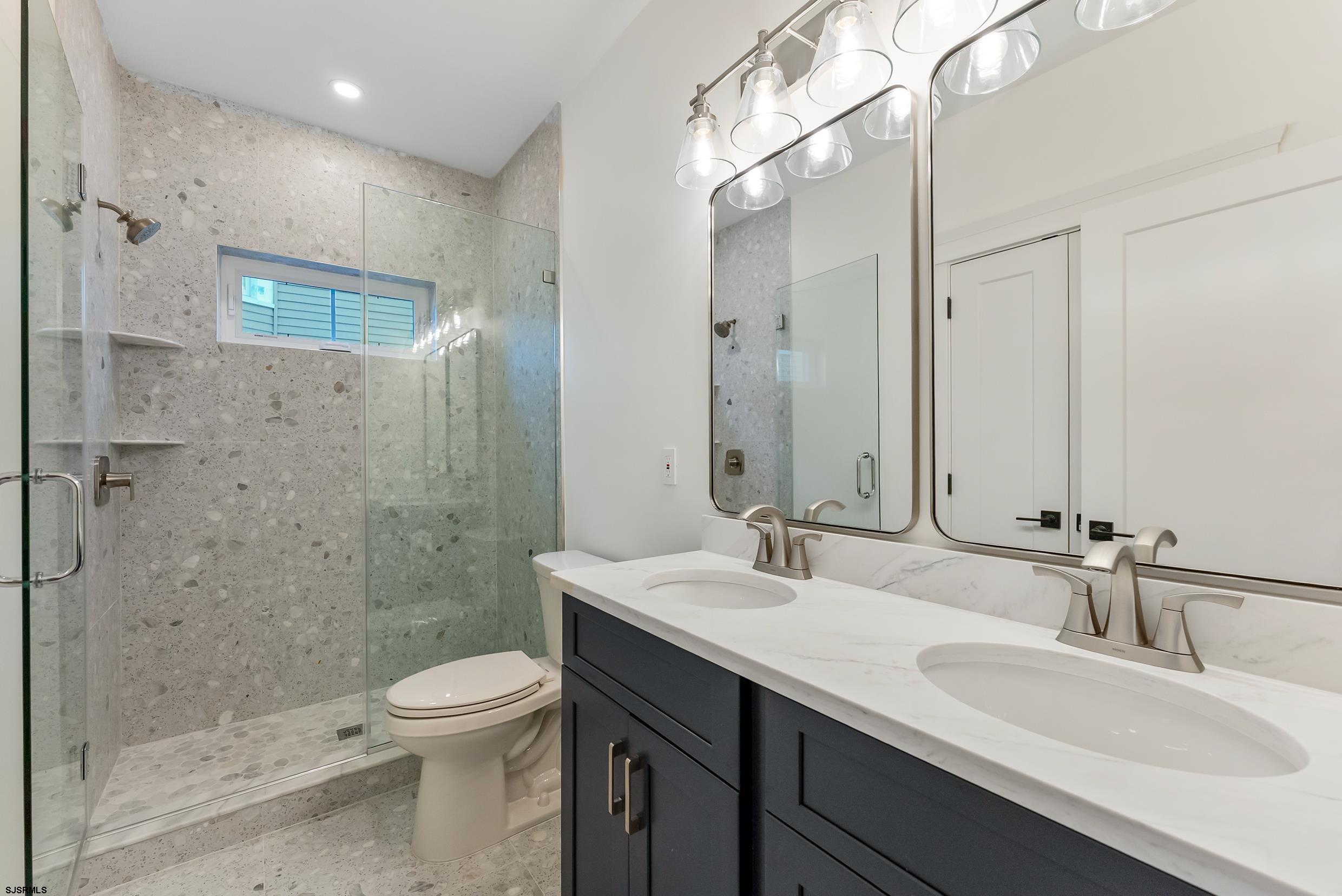 Ocean City, New Jersey 08226, United States, 5 Bedrooms Bedrooms, ,5 BathroomsBathrooms,Residential,Active,236947