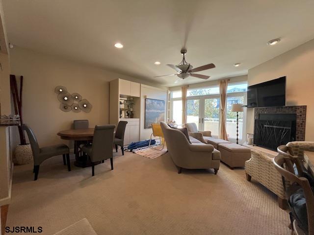 Margate, New Jersey 08402, United States, 1 Bedroom Bedrooms, ,2 BathroomsBathrooms,Residential,Active,237959