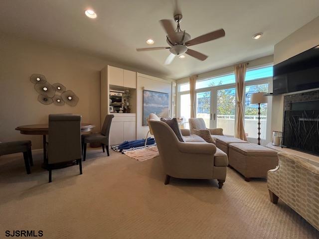 Margate, New Jersey 08402, United States, 1 Bedroom Bedrooms, ,2 BathroomsBathrooms,Residential,Active,237959