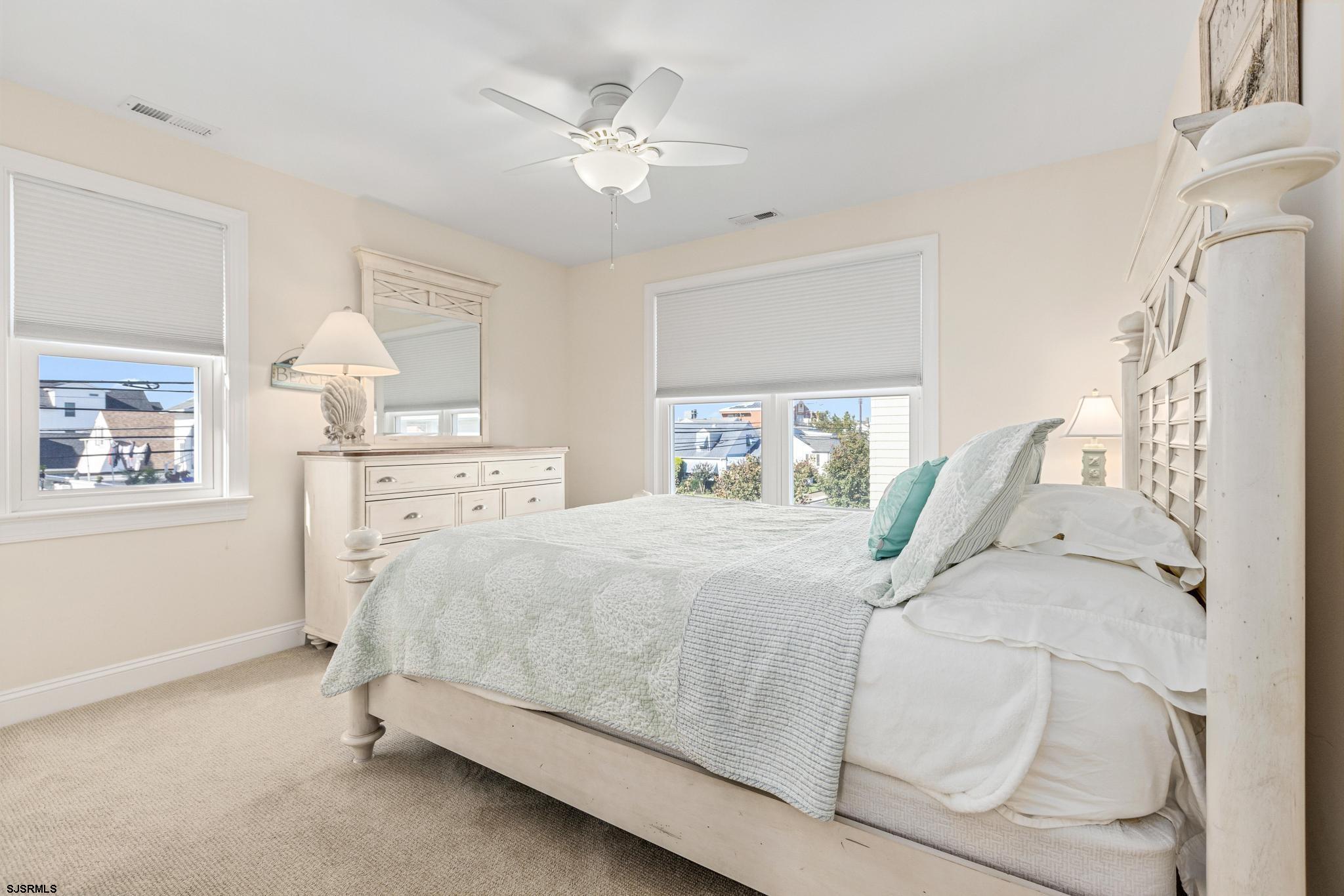 Margate, New Jersey 08402, United States, 6 Bedrooms Bedrooms, ,4 BathroomsBathrooms,Residential,Active,58388