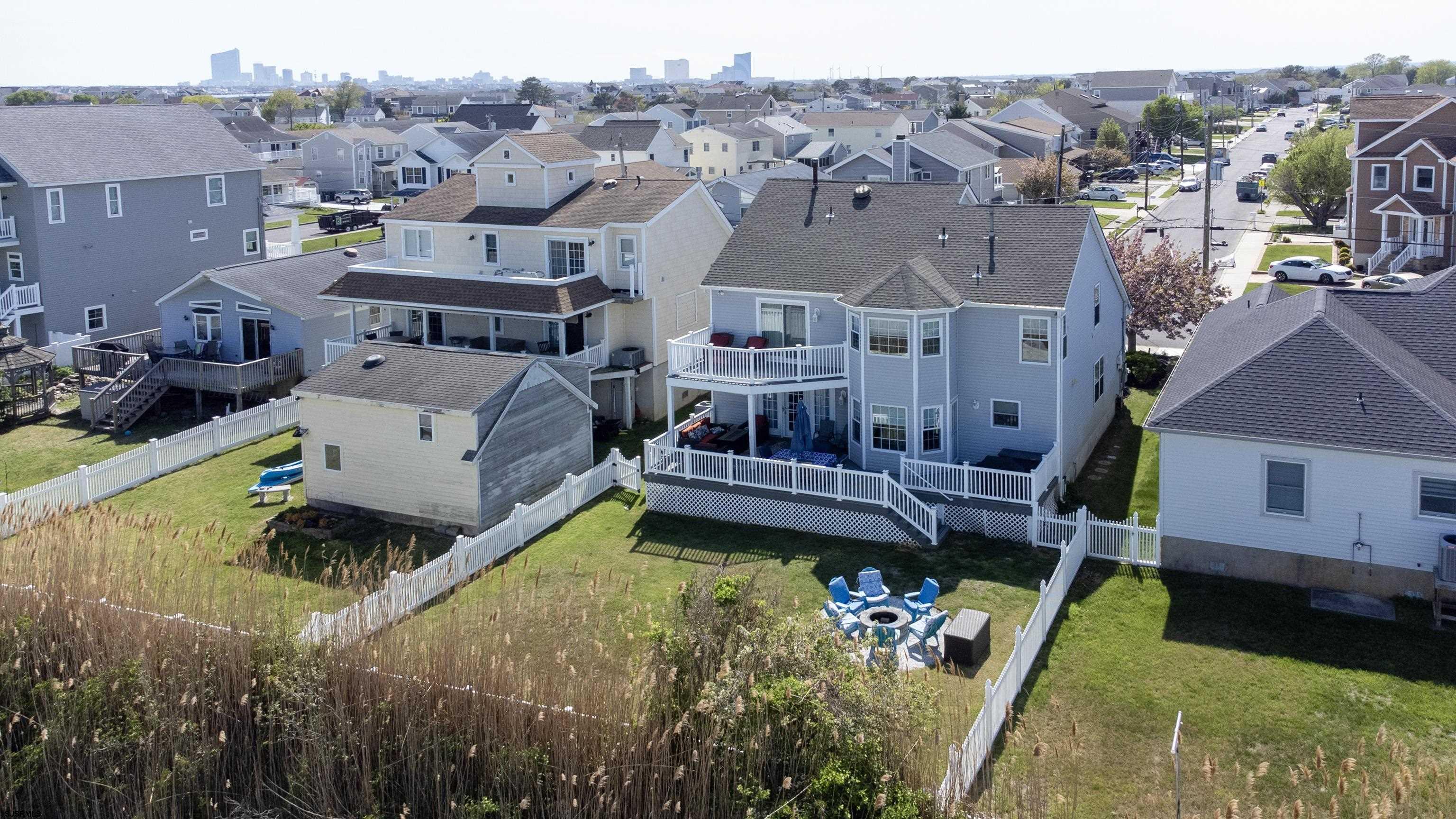 Brigantine, New Jersey 08203, United States, 4 Bedrooms Bedrooms, ,3 BathroomsBathrooms,Residential,Pending,115399