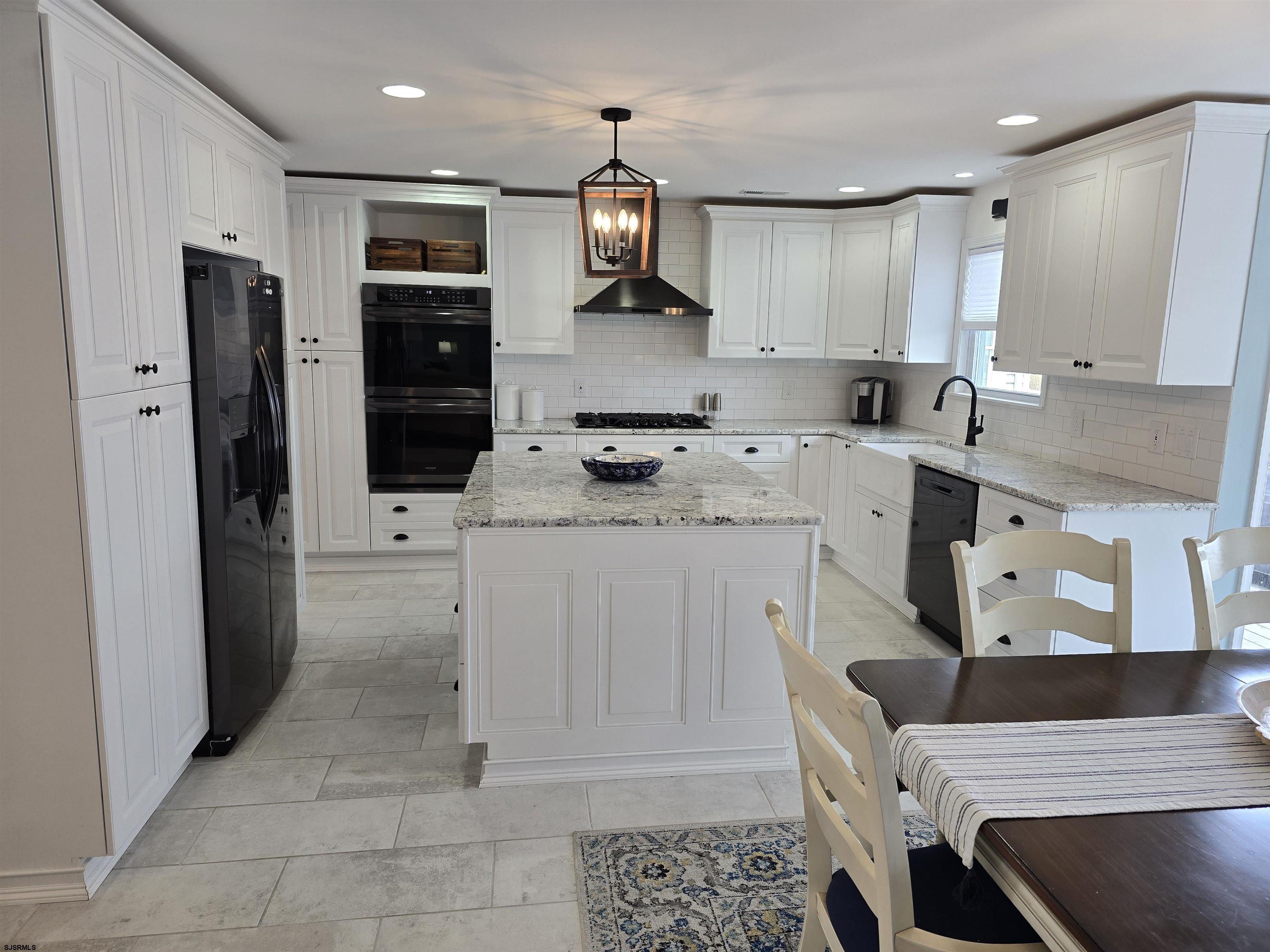 Brigantine, New Jersey 08203, United States, 4 Bedrooms Bedrooms, ,3 BathroomsBathrooms,Residential,Pending,115399