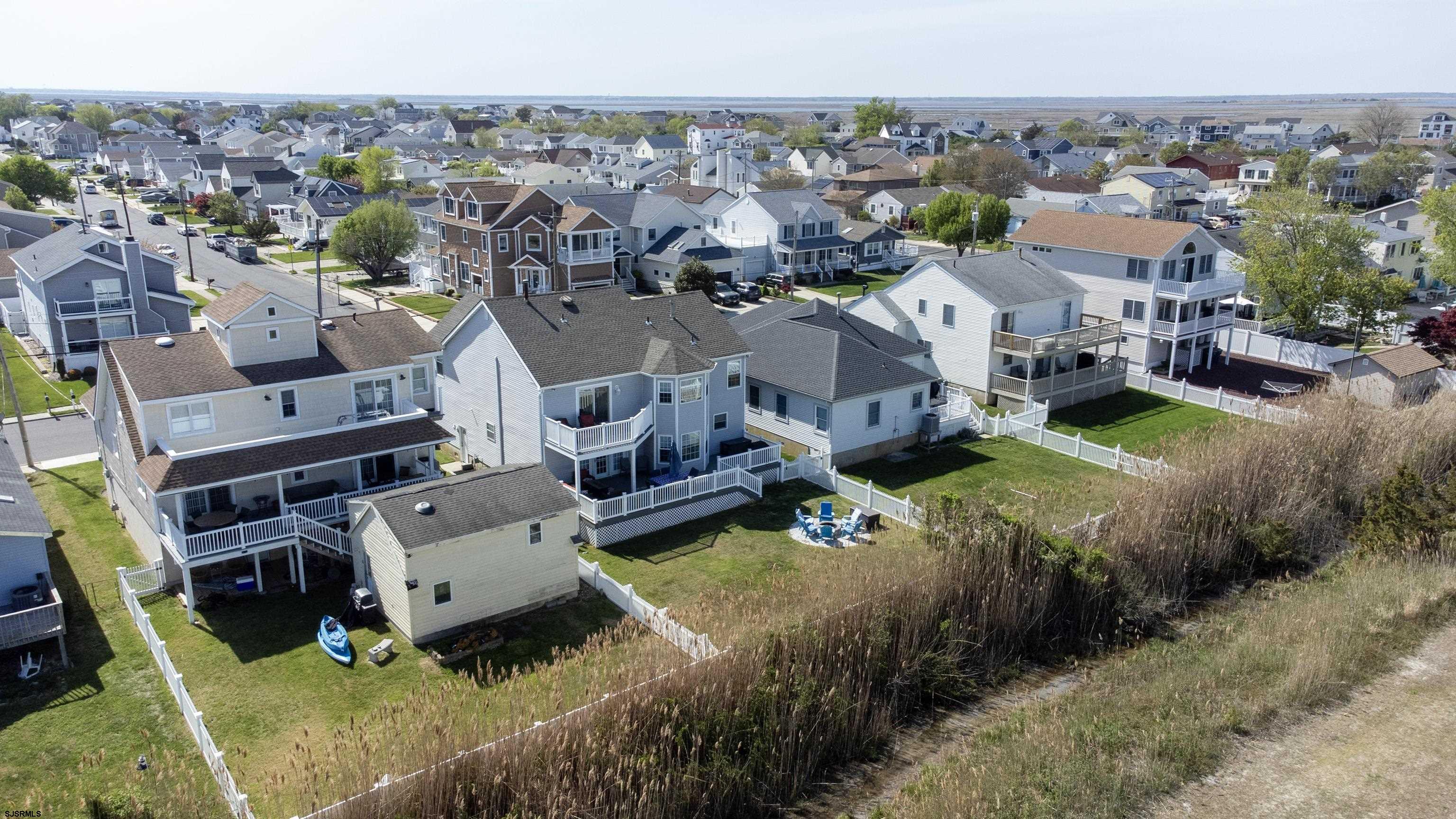 Brigantine, New Jersey 08203, United States, 4 Bedrooms Bedrooms, ,3 BathroomsBathrooms,Residential,Pending,115399