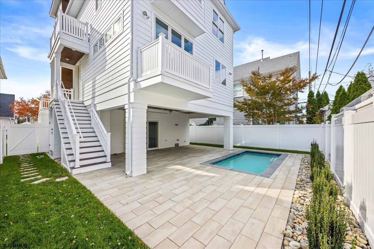 Margate, New Jersey 08402, United States, 5 Bedrooms Bedrooms, ,5 BathroomsBathrooms,Residential,Active,216106