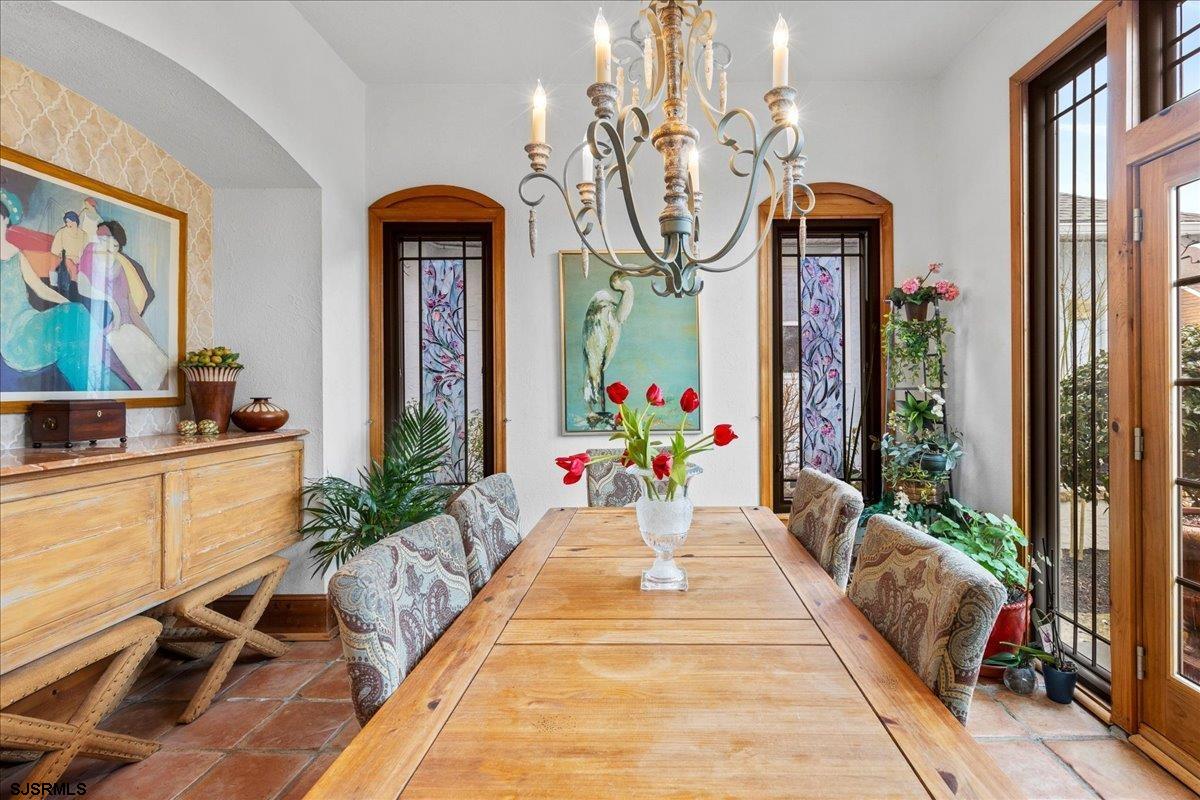 Ventnor, New Jersey 08406, United States, 5 Bedrooms Bedrooms, ,3 BathroomsBathrooms,Residential,Active,2883