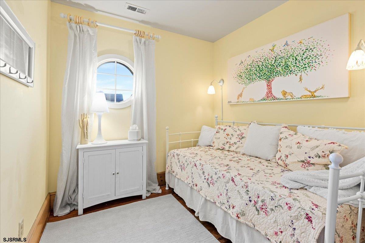 Ventnor, New Jersey 08406, United States, 5 Bedrooms Bedrooms, ,3 BathroomsBathrooms,Residential,Active,2883