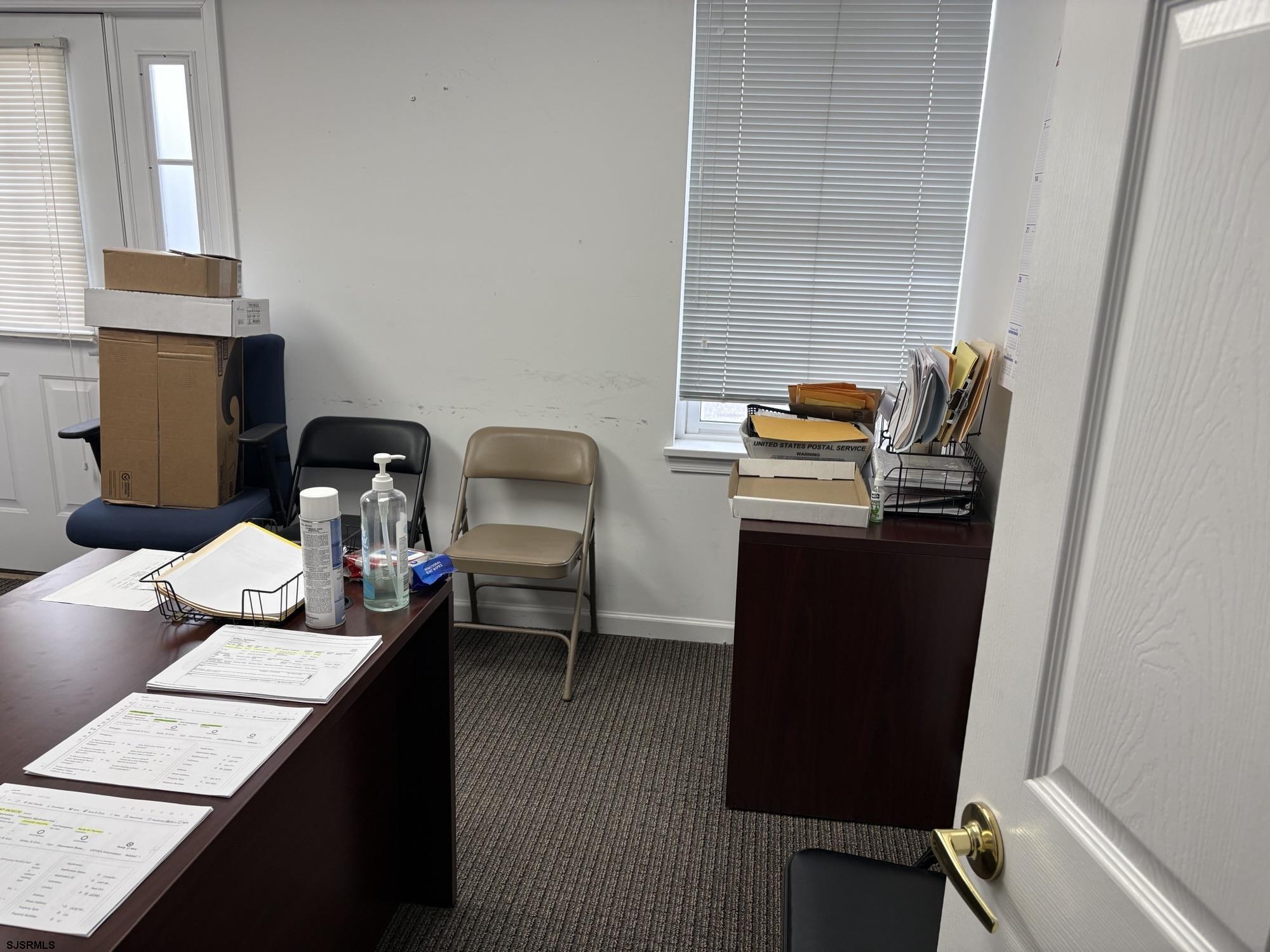 76 W Jimmie Leeds Rd.