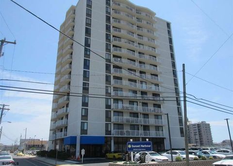 Photo of 236 N Derby Ave #901, Ventnor, NJ 08406 (MLS # 600888)