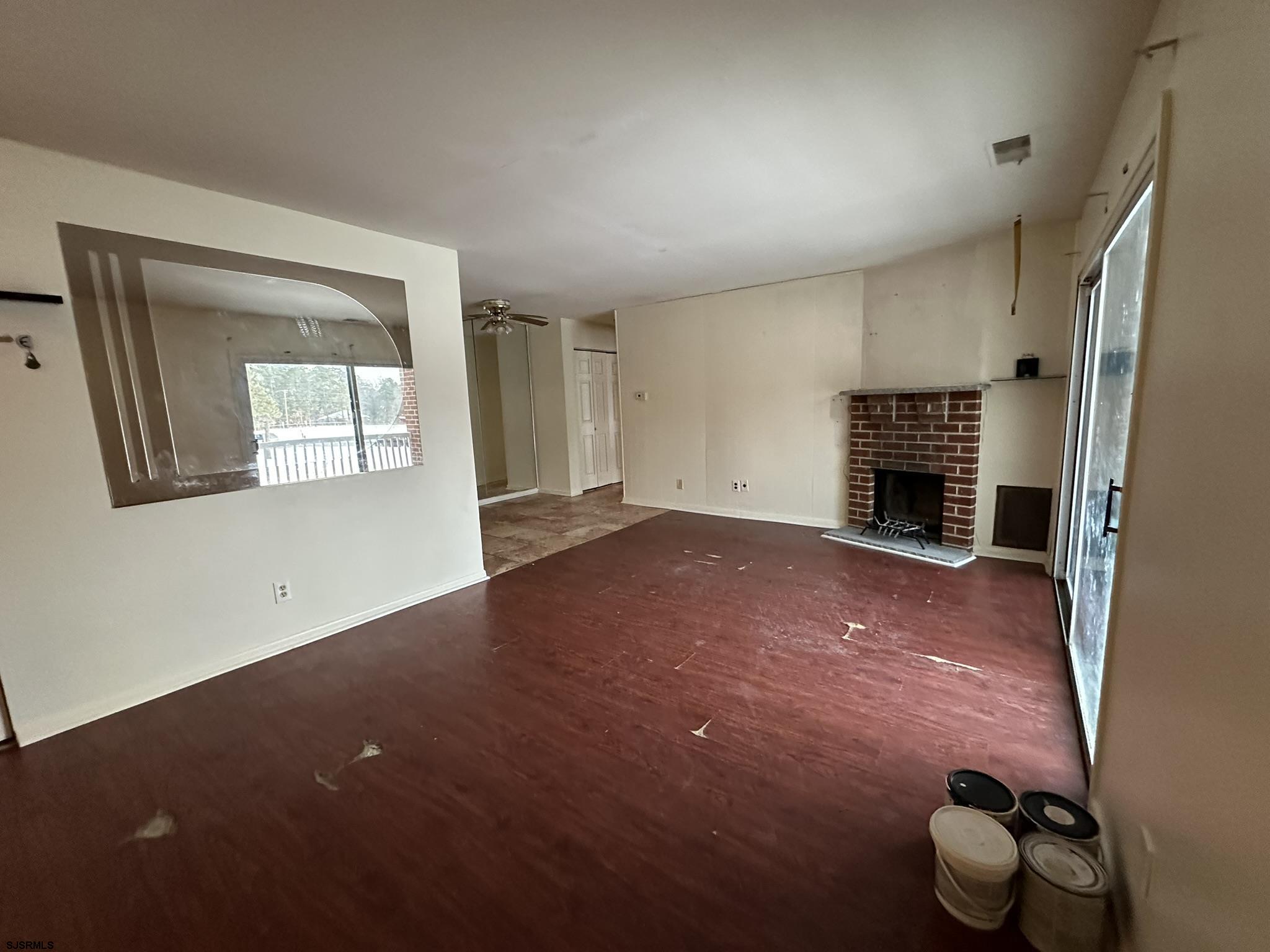 606 Alpine 606 Alpine Ct