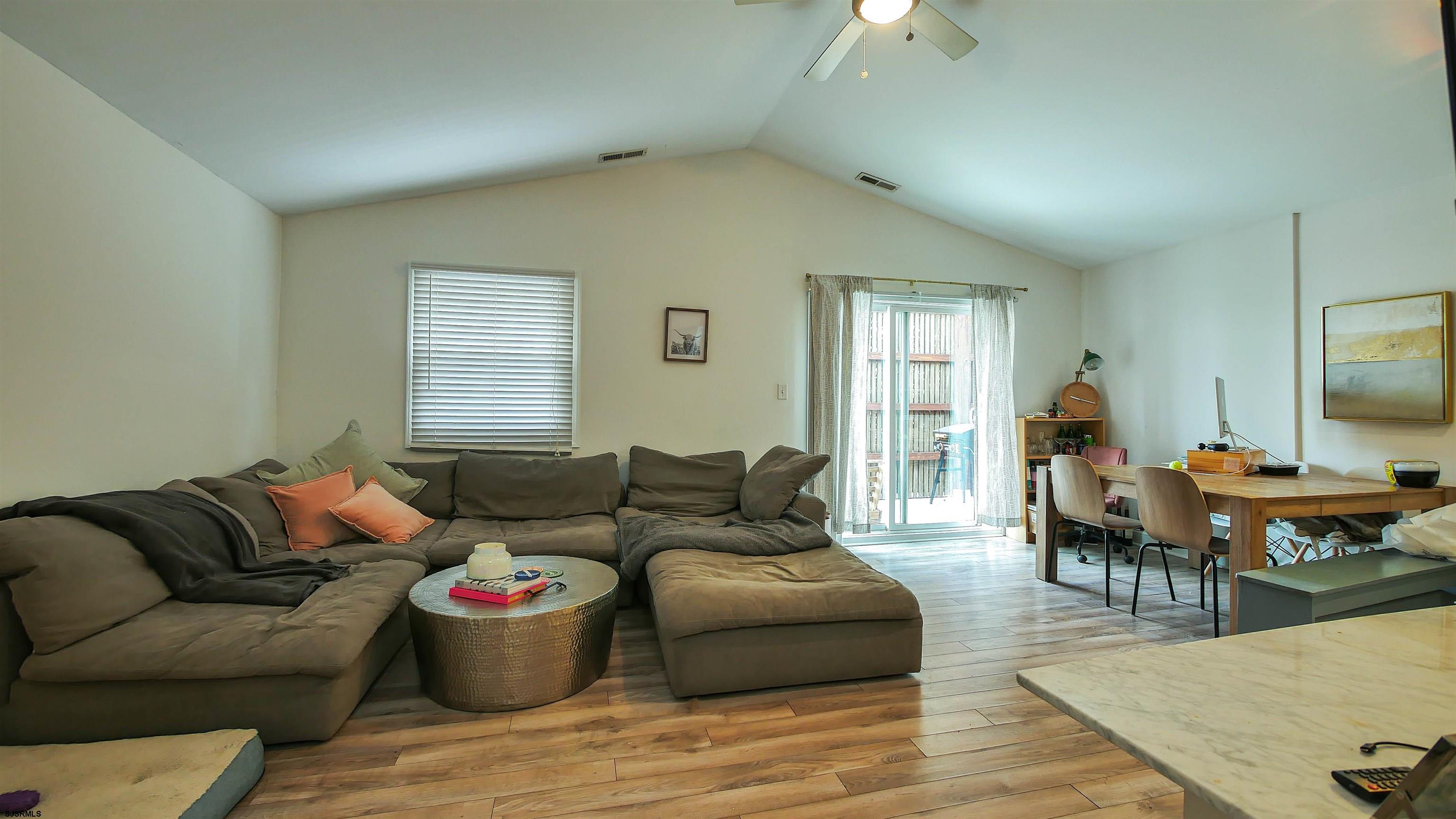 Margate, New Jersey 08402, United States, 2 Bedrooms Bedrooms, ,3 BathroomsBathrooms,Residential,Active,25587