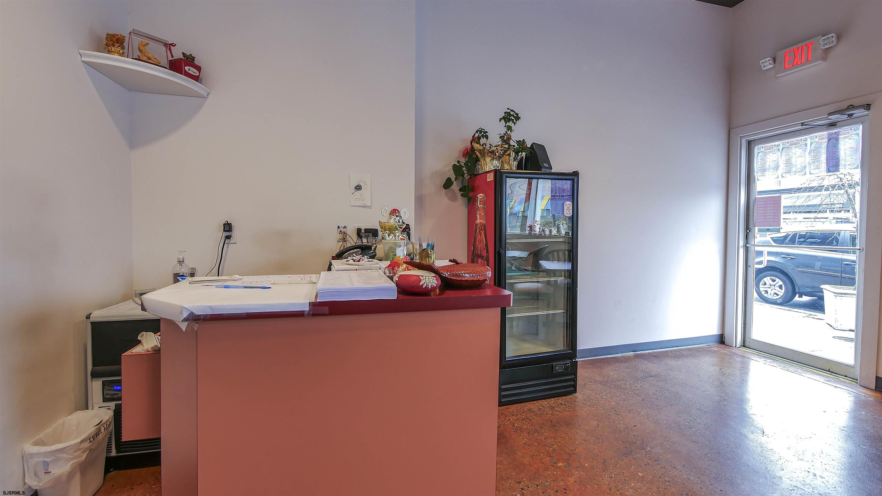 Margate, New Jersey 08402, United States, 2 Bedrooms Bedrooms, ,3 BathroomsBathrooms,Residential,Active,25587