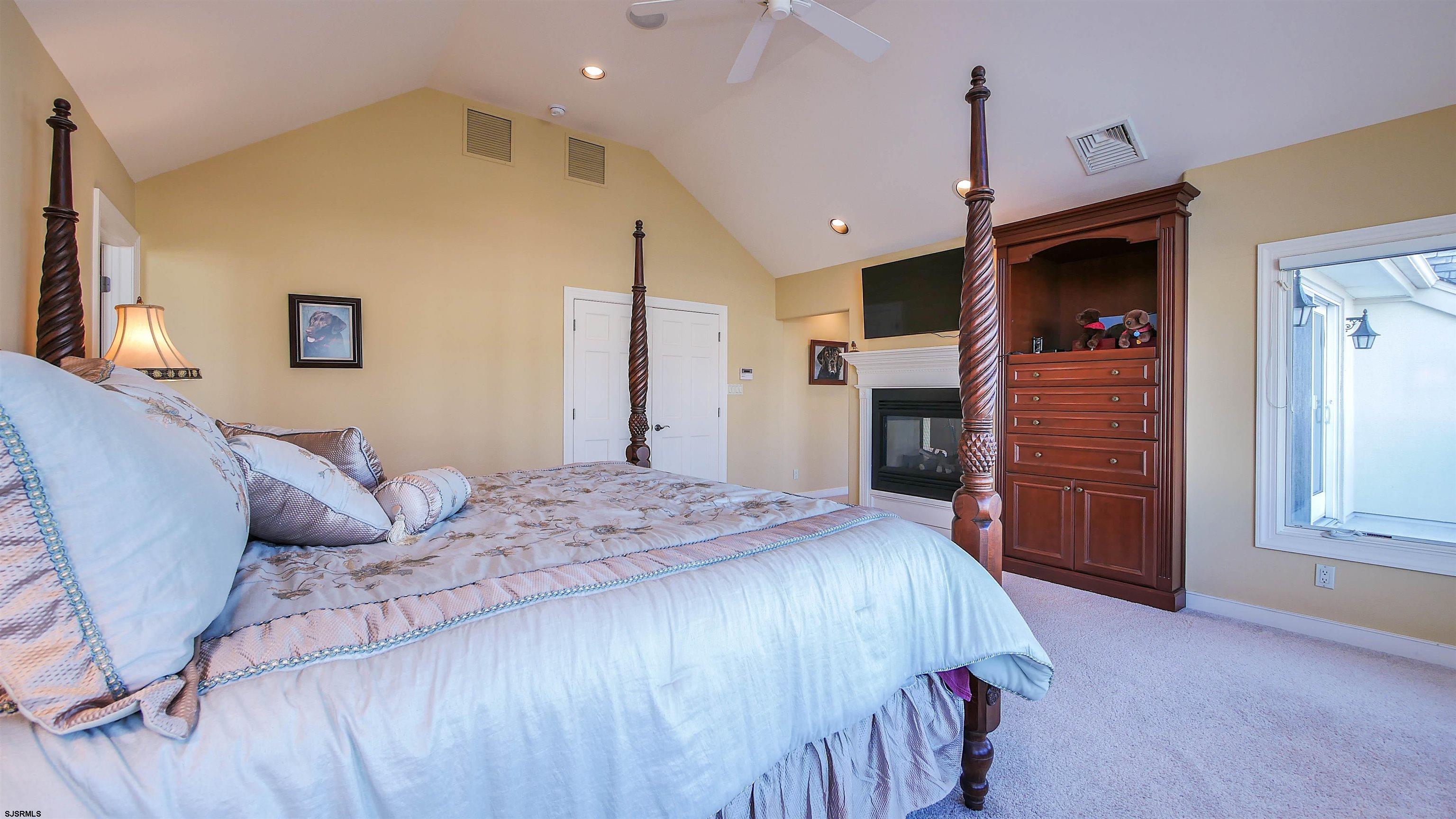 Margate, New Jersey 08402, United States, 4 Bedrooms Bedrooms, ,4 BathroomsBathrooms,Residential,Active,48615