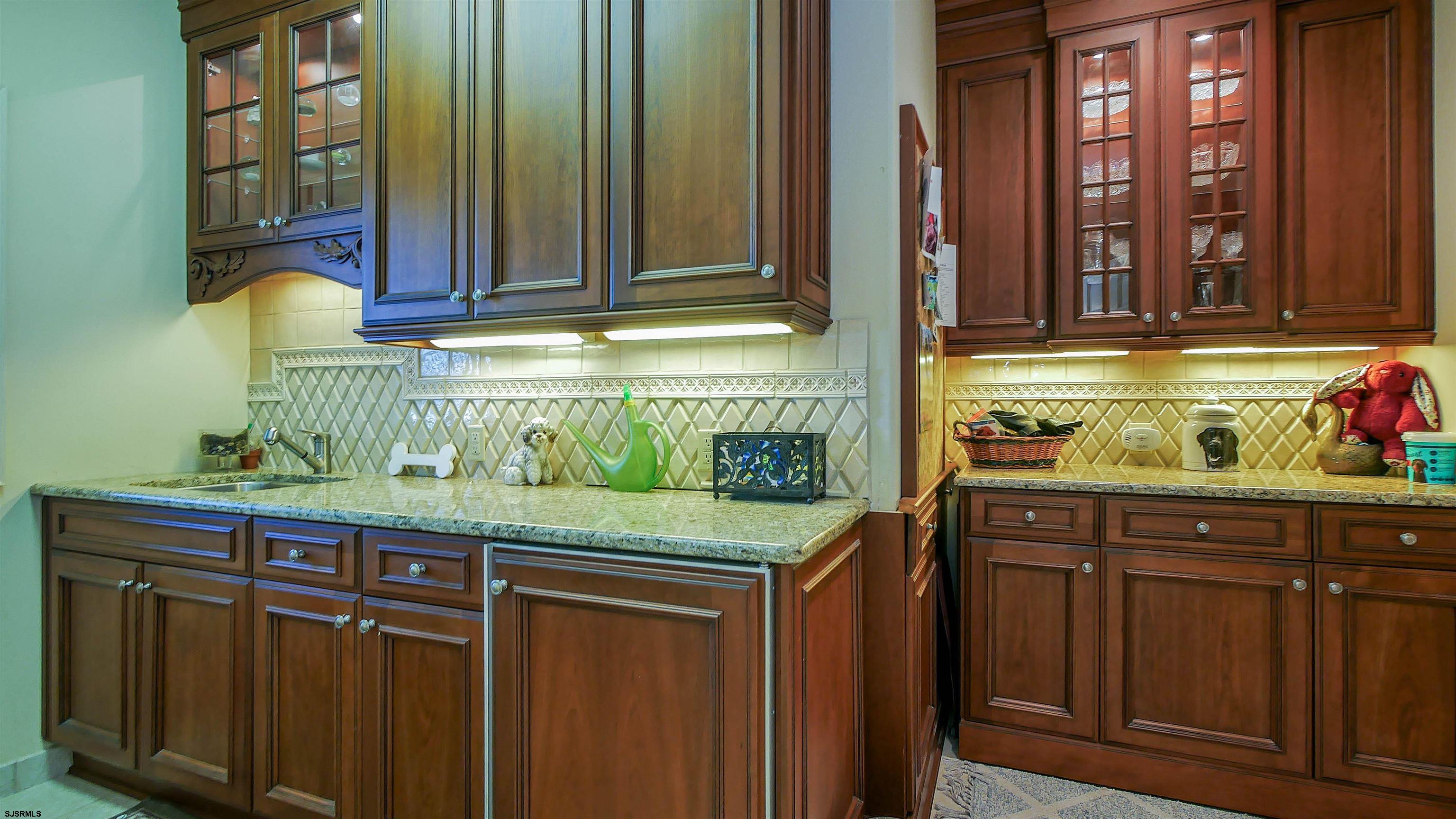 Margate, New Jersey 08402, United States, 4 Bedrooms Bedrooms, ,4 BathroomsBathrooms,Residential,Active,48615