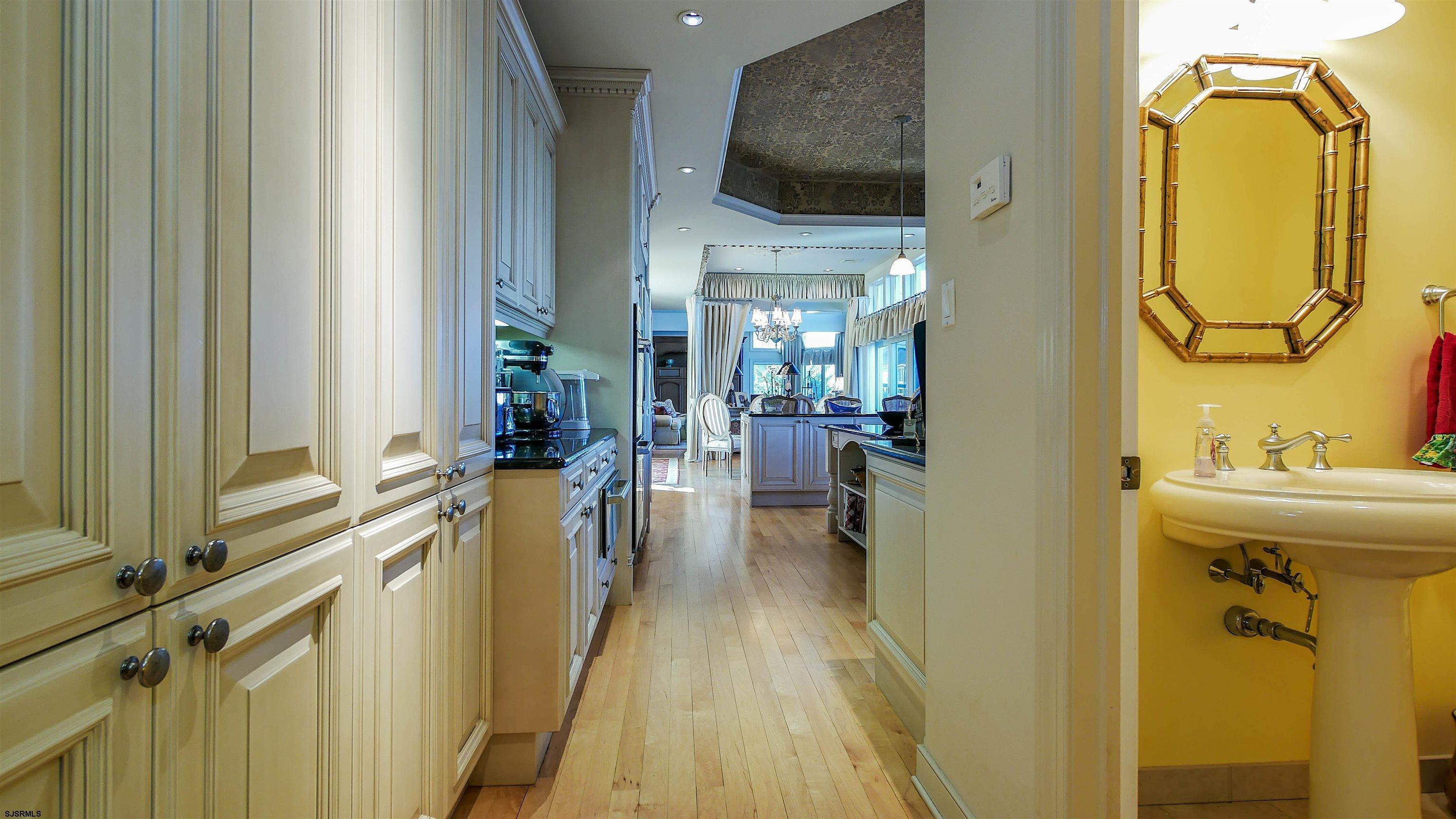 Margate, New Jersey 08402, United States, 4 Bedrooms Bedrooms, ,4 BathroomsBathrooms,Residential,Active,48615