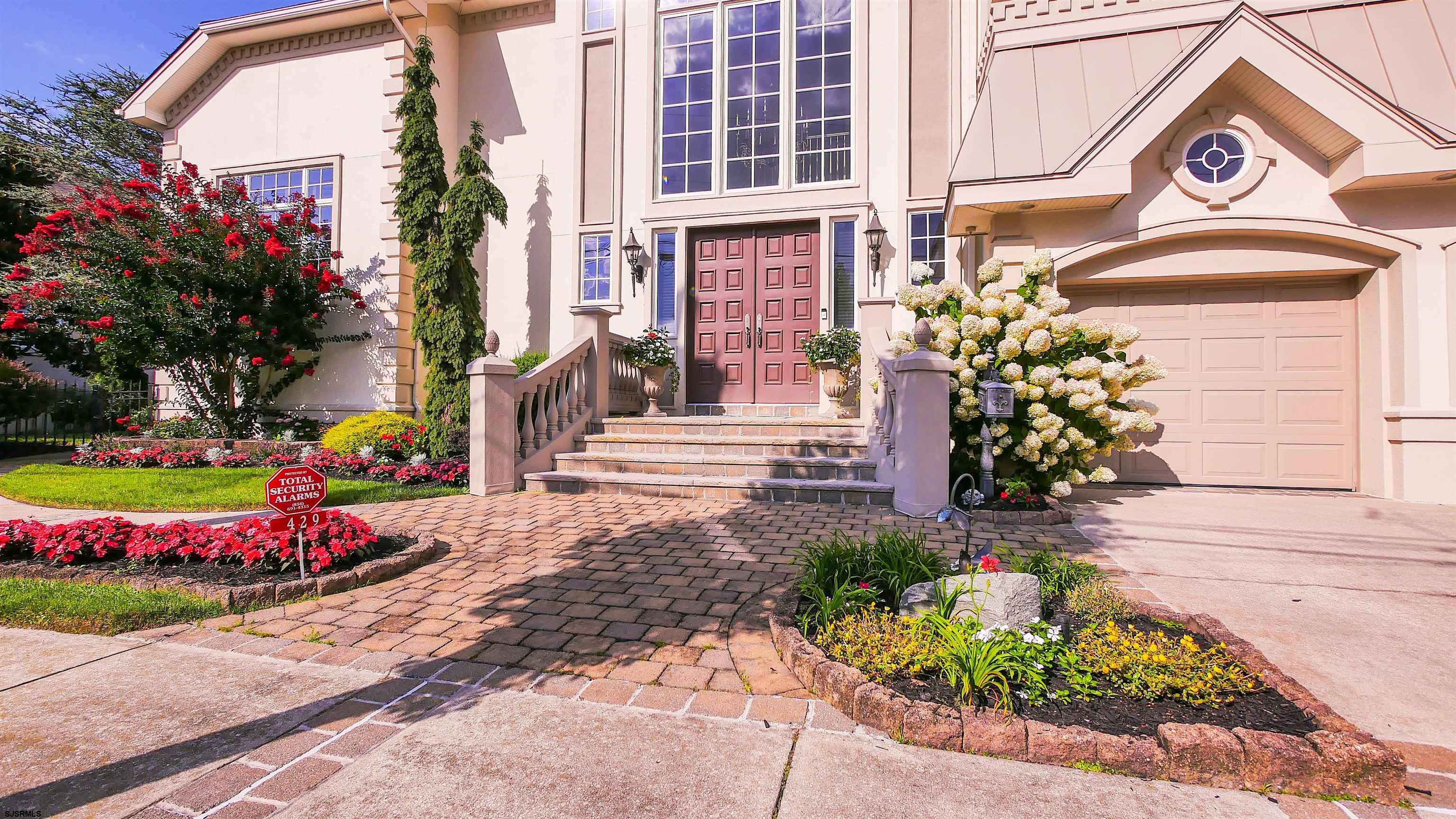 Margate, New Jersey 08402, United States, 4 Bedrooms Bedrooms, ,4 BathroomsBathrooms,Residential,Active,48615