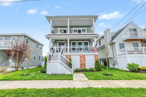 Photo of 1749 Bay Ave, Ocean City, NJ 08226 (MLS # 607666)