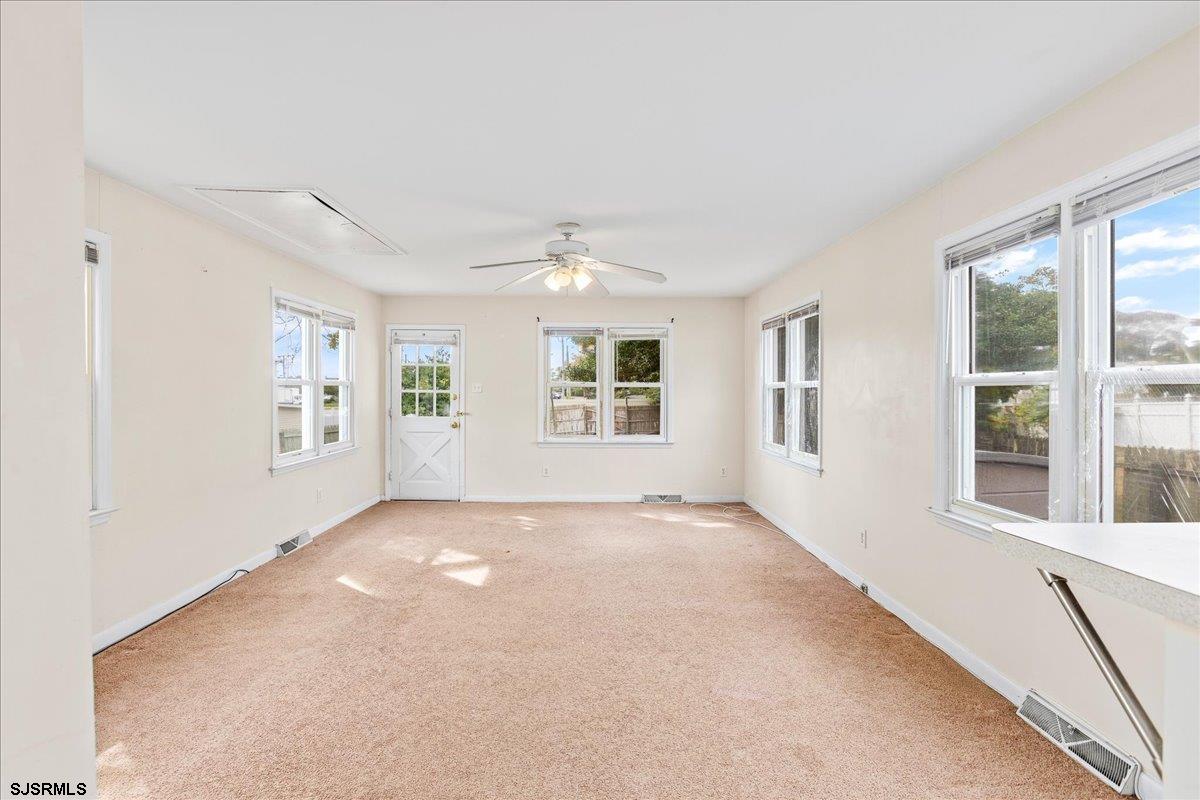 Somers Point, New Jersey 08244, United States, ,Residential,Pending,38883