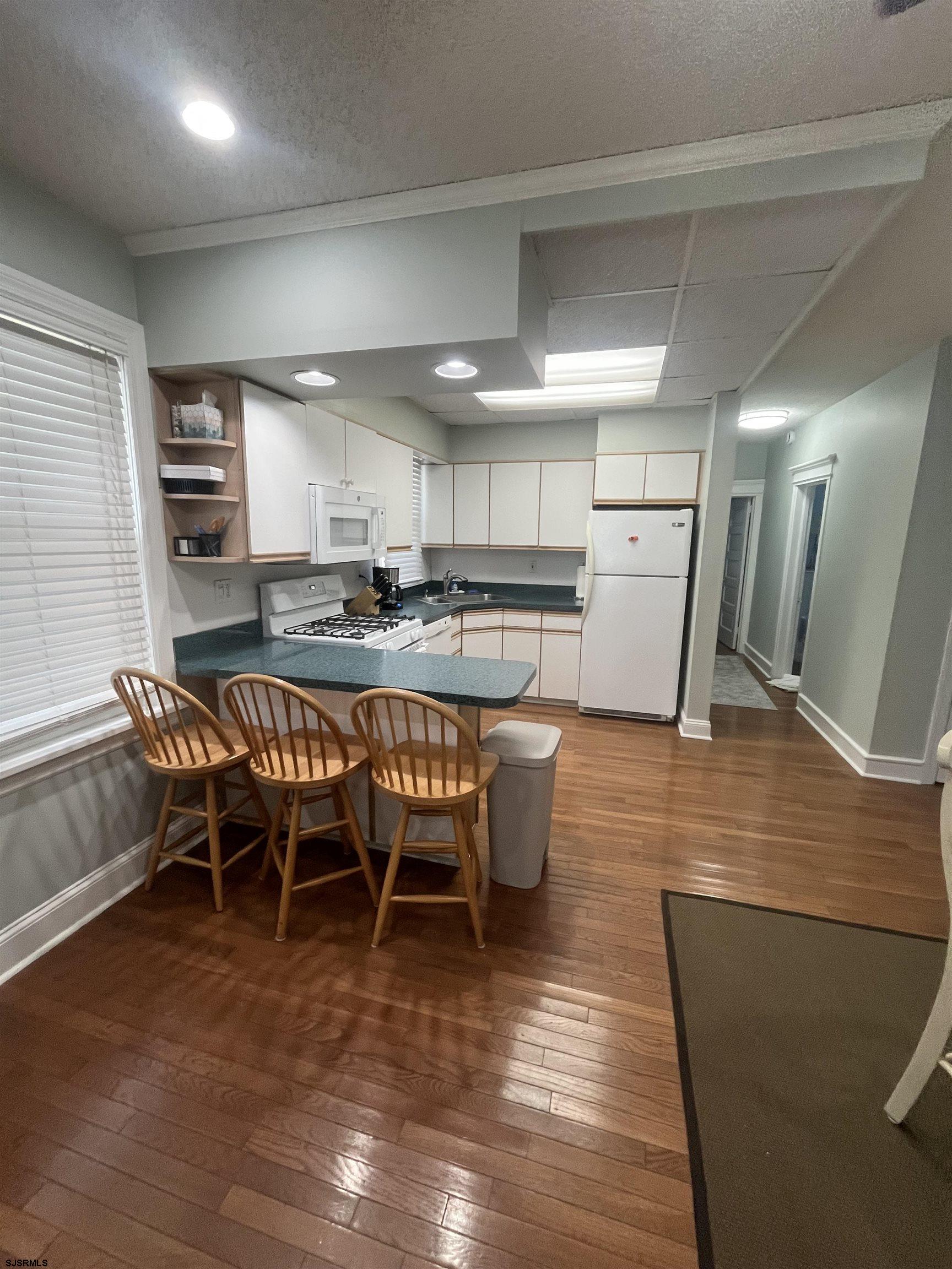 Ventnor, New Jersey 08406, United States, 3 Bedrooms Bedrooms, ,2 BathroomsBathrooms,Residential,Active,163396