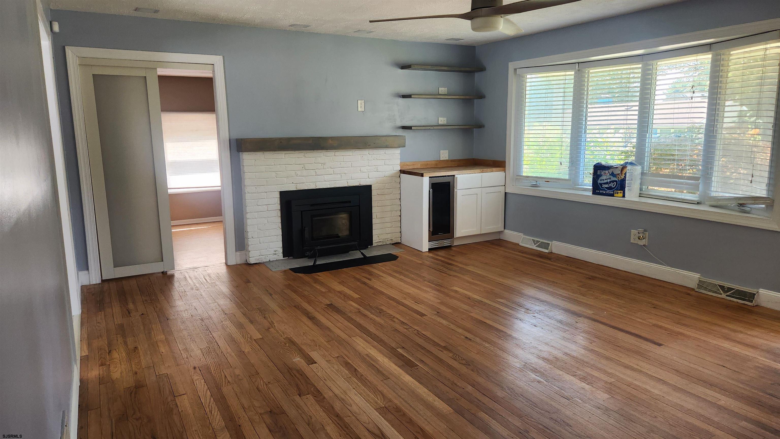 Northfield, New Jersey 08225, United States, 4 Bedrooms Bedrooms, ,2 BathroomsBathrooms,Residential,Active,181646