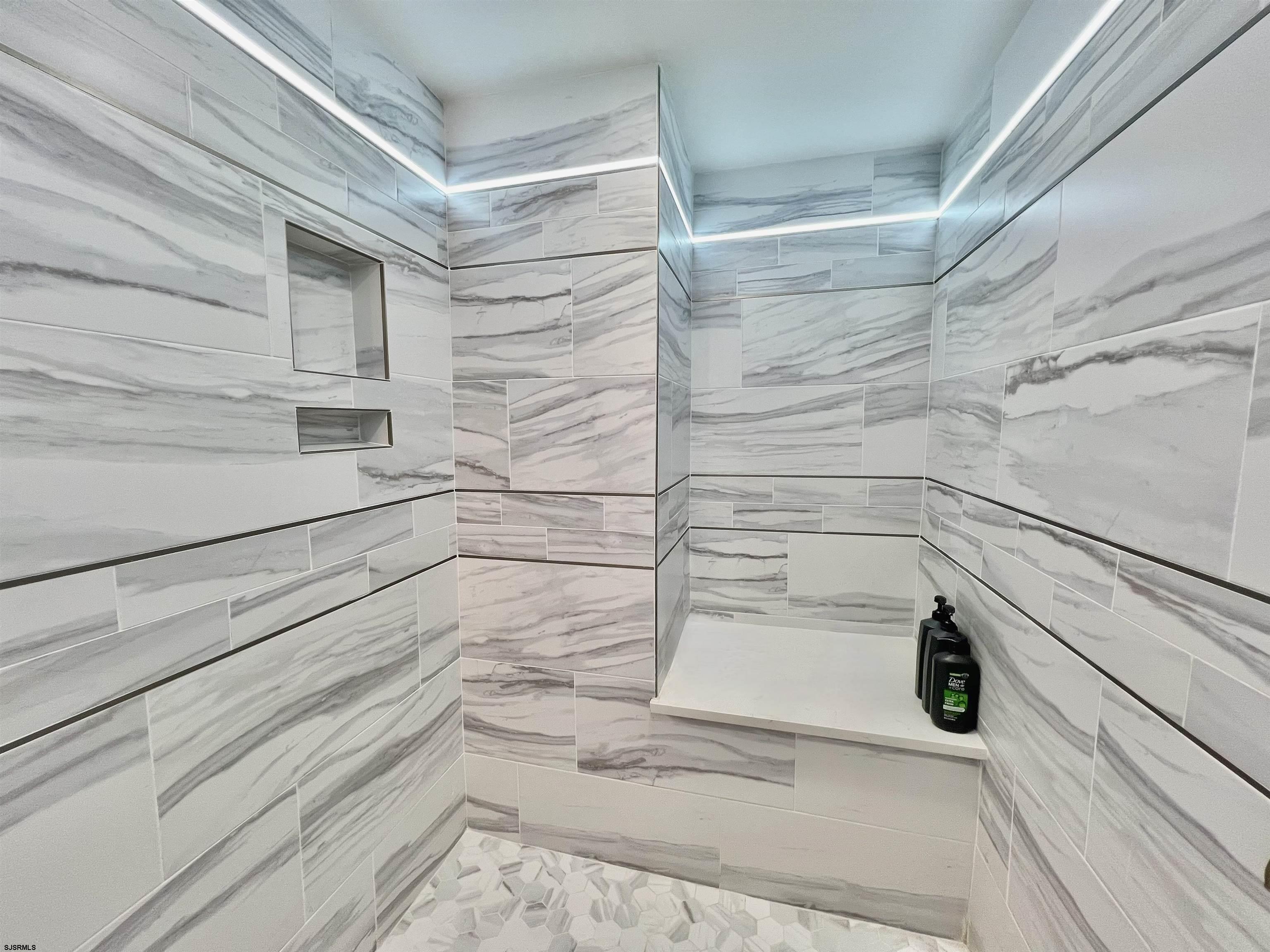 Ocean City, New Jersey 08226, United States, 6 Bedrooms Bedrooms, ,6 BathroomsBathrooms,Residential,Active,38036