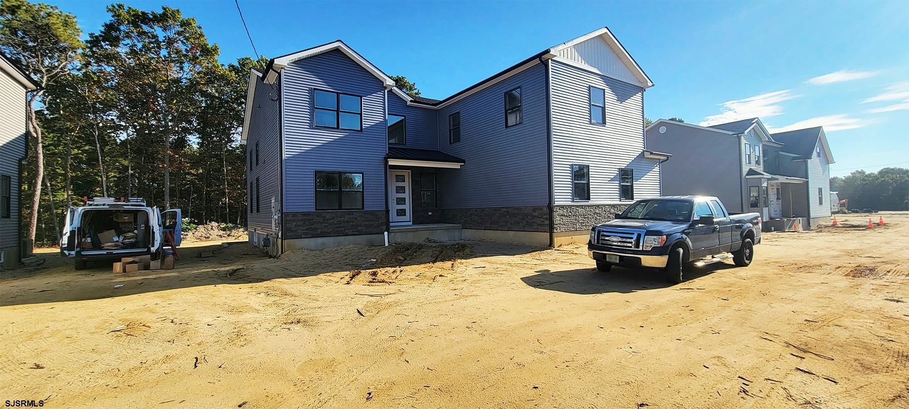Egg Harbor Township, New Jersey 08234, United States, 4 Bedrooms Bedrooms, ,3 BathroomsBathrooms,Residential,Pending,72491