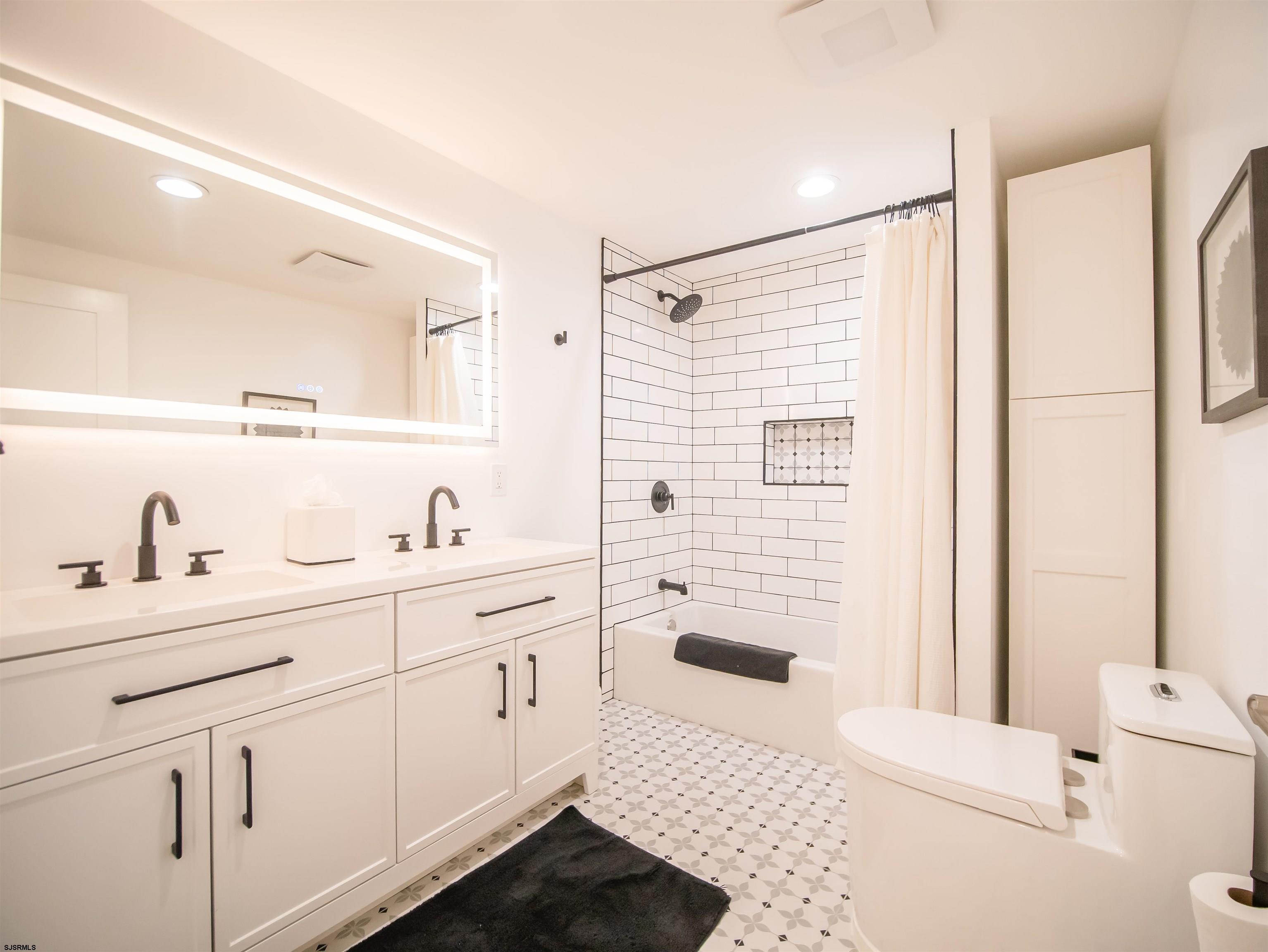 Ventnor, New Jersey 08406, United States, 3 Bedrooms Bedrooms, ,2 BathroomsBathrooms,Residential,Active,28927