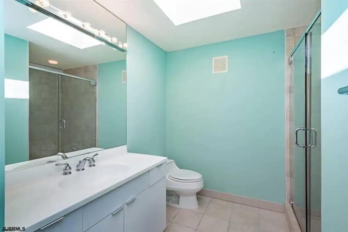 Atlantic City, New Jersey 08401, United States, 4 Bedrooms Bedrooms, ,4 BathroomsBathrooms,Residential,Active,254427