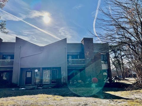 Condo For Sale - 705 Meadowbrook Dr #705<br/> Mays Landing, NJ 08330