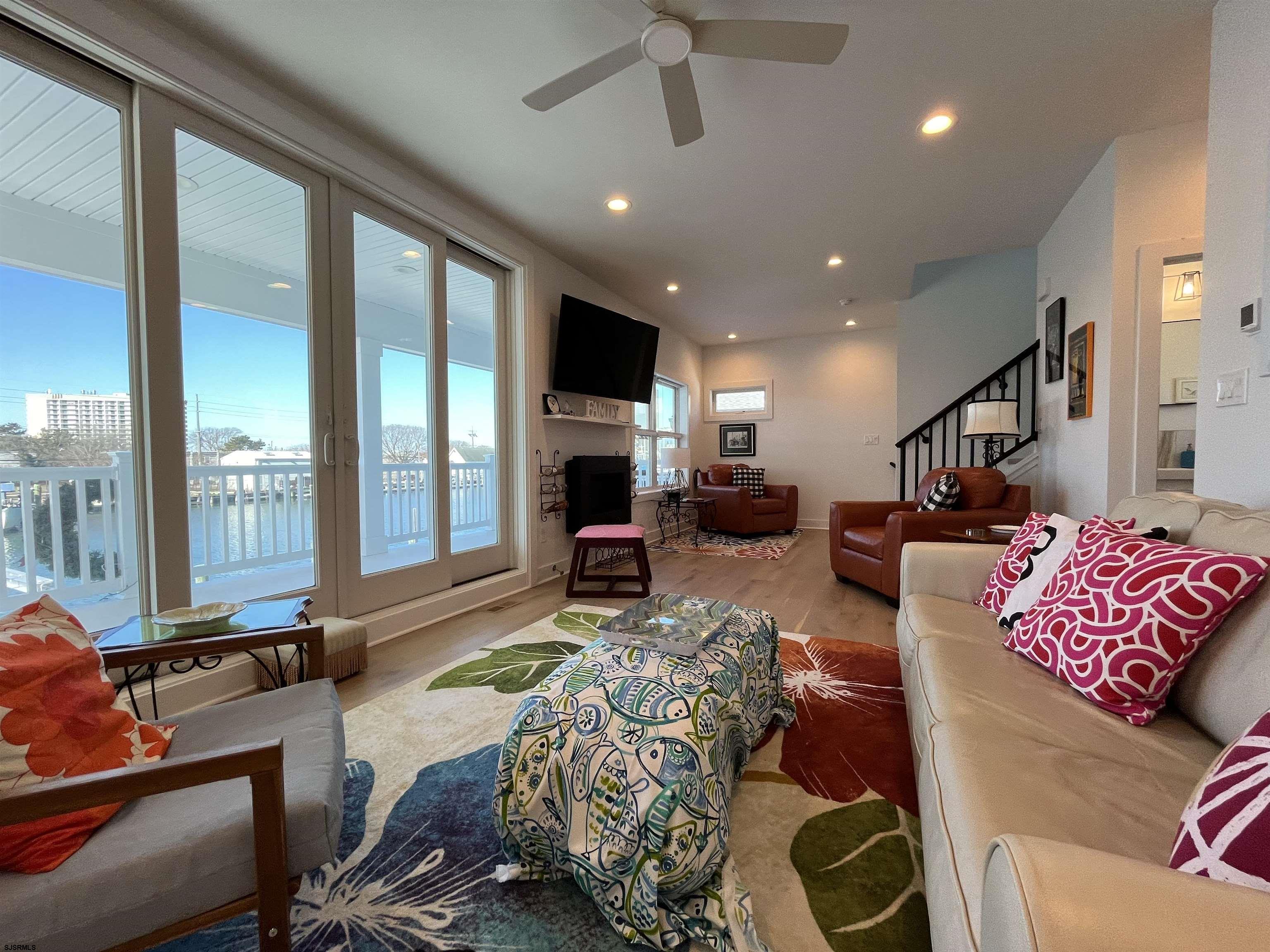 Atlantic City, New Jersey 08401, United States, 3 Bedrooms Bedrooms, ,3 BathroomsBathrooms,Residential,Active,82330