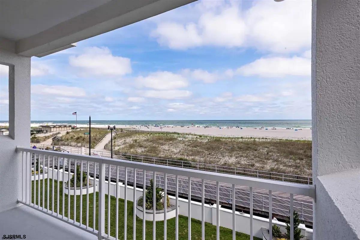 Atlantic City, New Jersey 08401, United States, 4 Bedrooms Bedrooms, ,4 BathroomsBathrooms,Residential,Active,18029