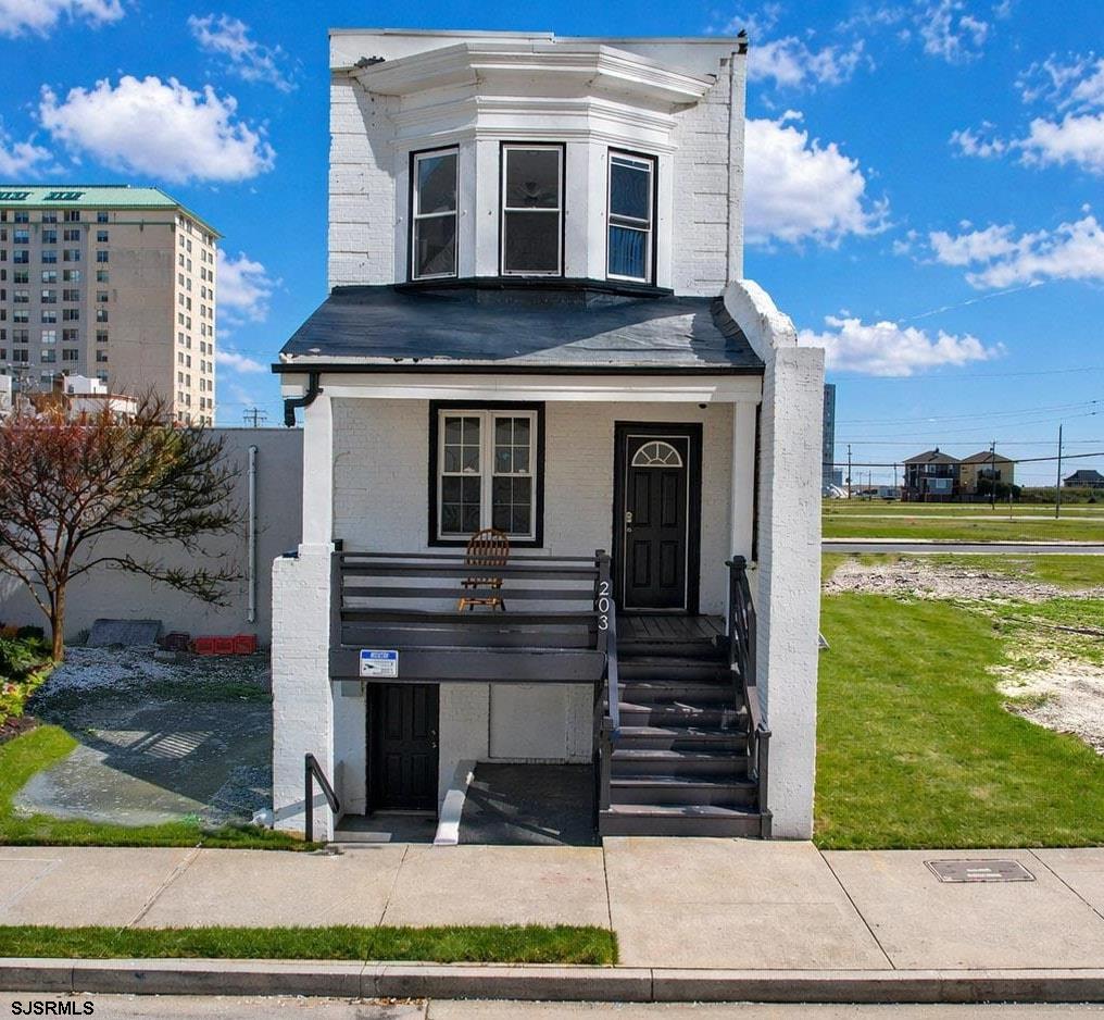 Photo 1 of 50 — 203 S Metropolitan Ave, Atlantic City, NJ 08401