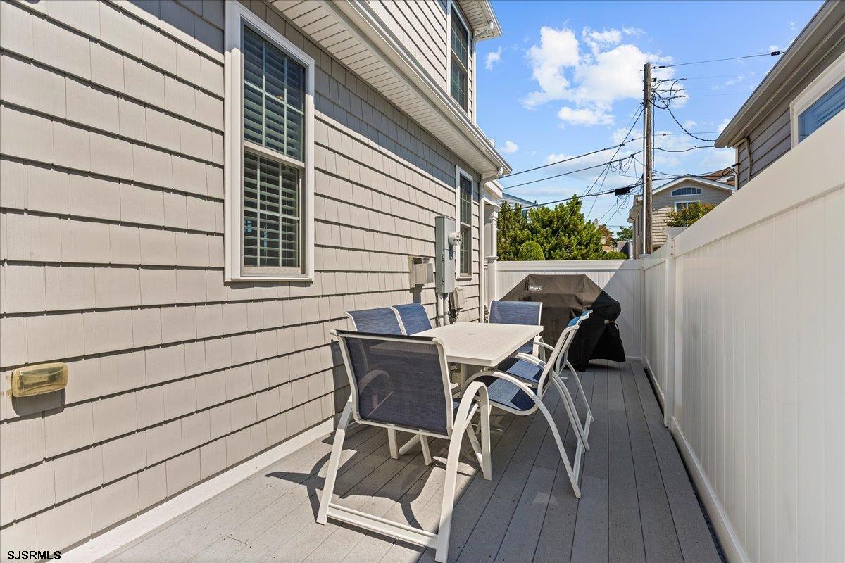 Margate, New Jersey 08402, United States, 4 Bedrooms Bedrooms, ,3 BathroomsBathrooms,Residential,Active,86482