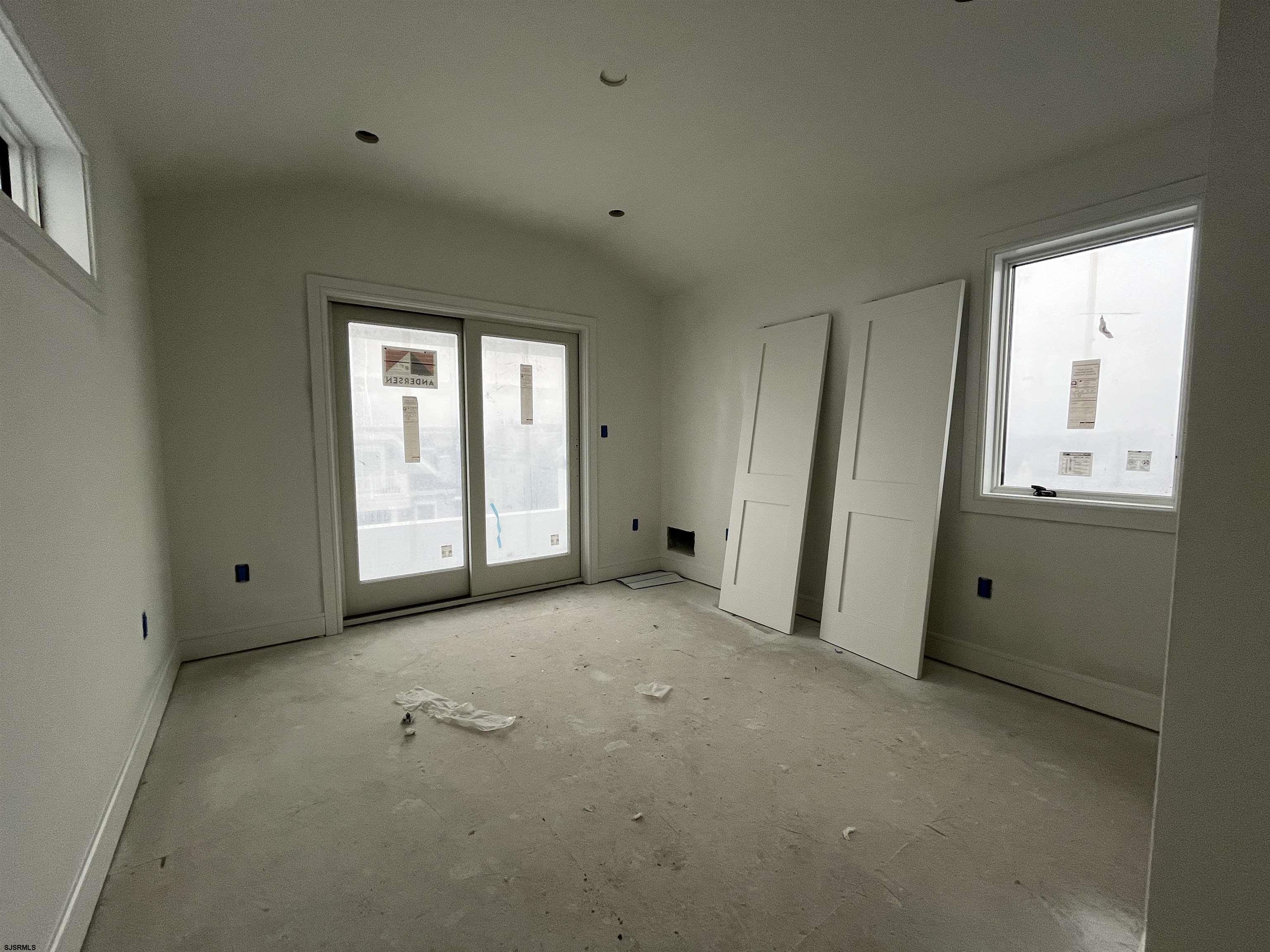 Longport, New Jersey 08403, United States, 6 Bedrooms Bedrooms, ,5 BathroomsBathrooms,Residential,Active,61072