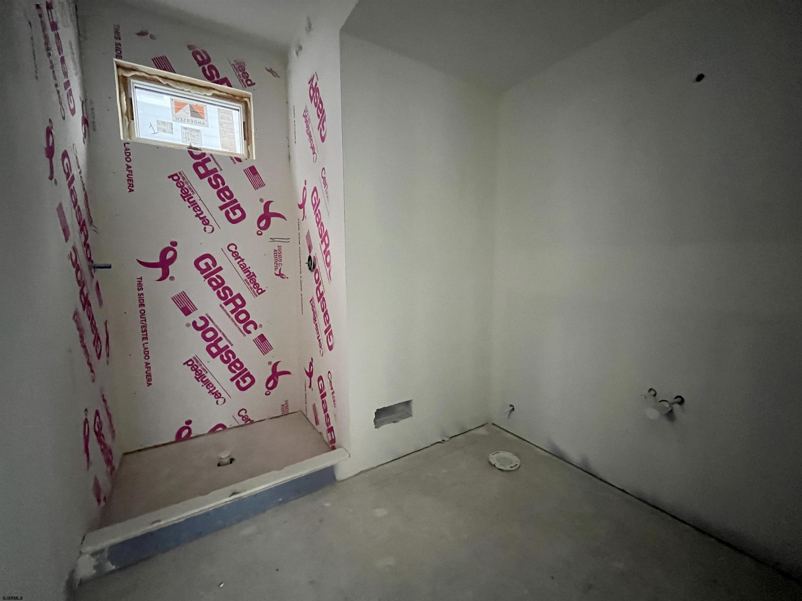 Longport, New Jersey 08403, United States, 6 Bedrooms Bedrooms, ,5 BathroomsBathrooms,Residential,Active,61072