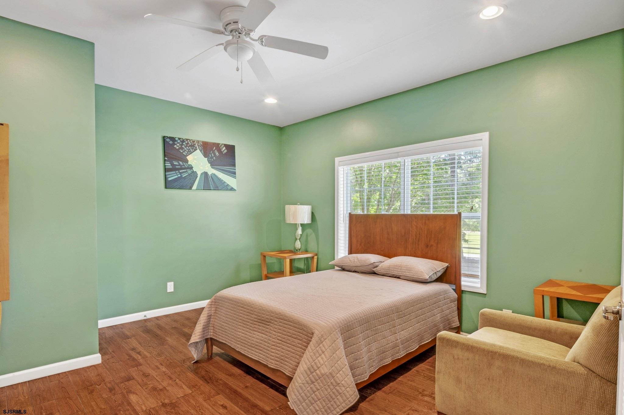 Egg Harbor Township, New Jersey 08234, United States, 8 Bedrooms Bedrooms, ,6 BathroomsBathrooms,Residential,Active,233198