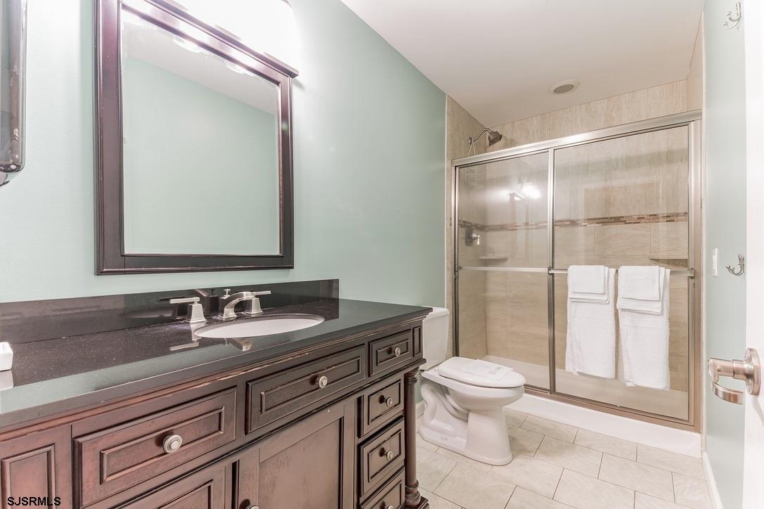 Egg Harbor Township, New Jersey 08234, United States, 8 Bedrooms Bedrooms, ,6 BathroomsBathrooms,Residential,Active,233198