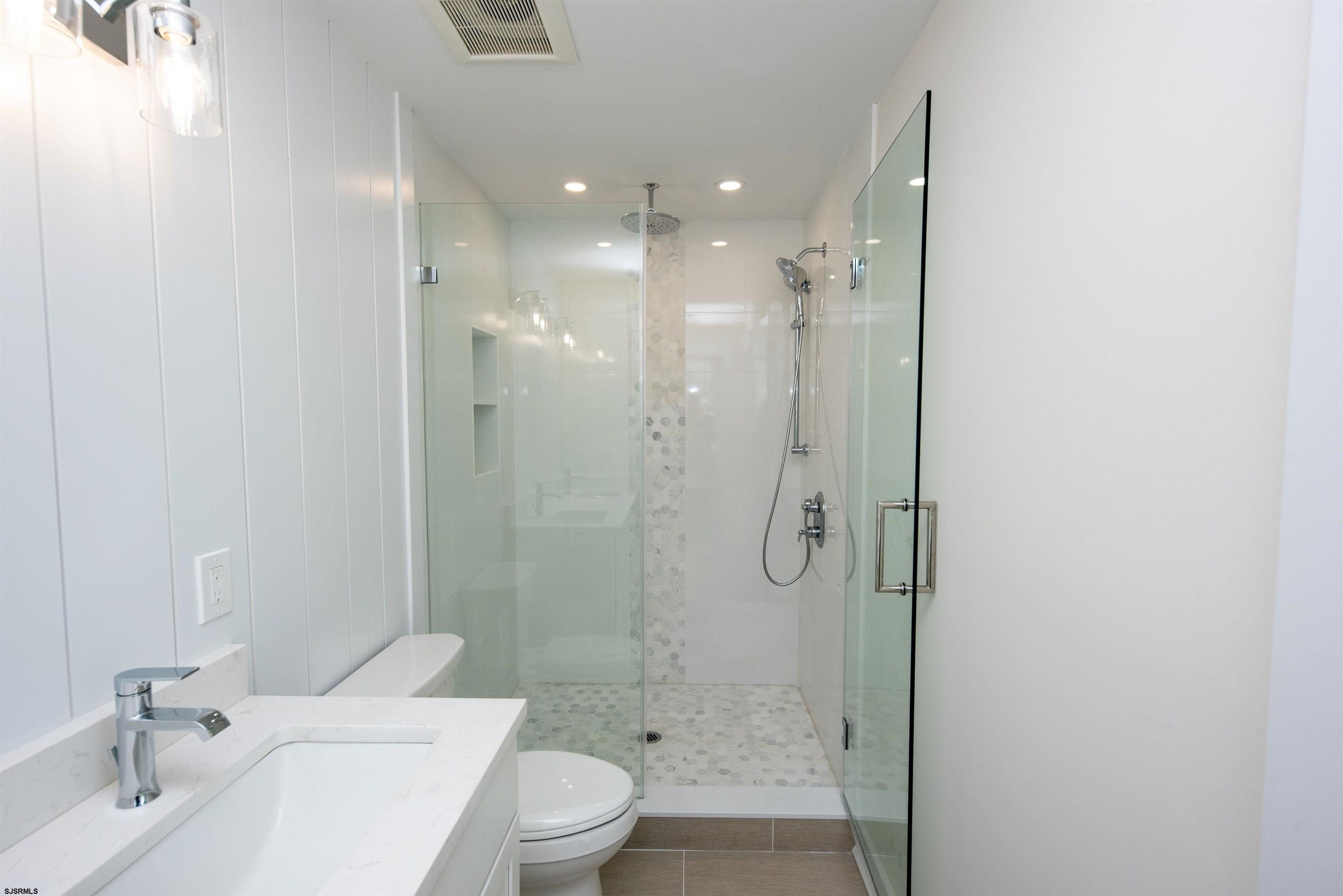 Ocean City, New Jersey 08226, United States, 5 Bedrooms Bedrooms, ,6 BathroomsBathrooms,Residential,Active,25003