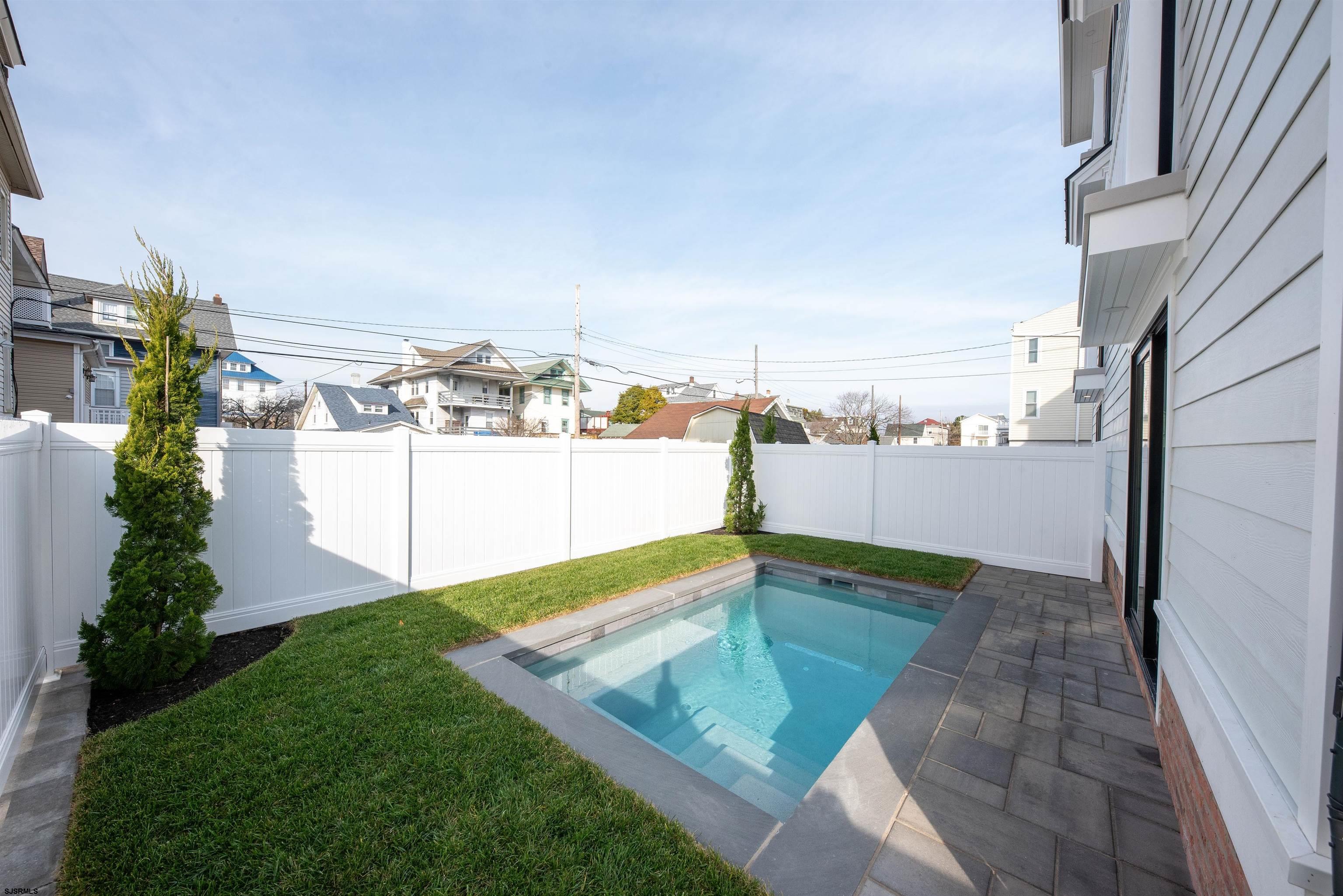 Ocean City, New Jersey 08226, United States, 5 Bedrooms Bedrooms, ,6 BathroomsBathrooms,Residential,Active,25003