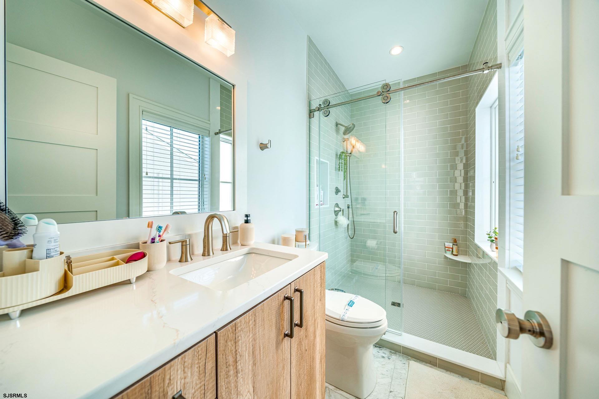 Ocean City, New Jersey 08226, United States, 6 Bedrooms Bedrooms, ,7 BathroomsBathrooms,Residential,Active,10305