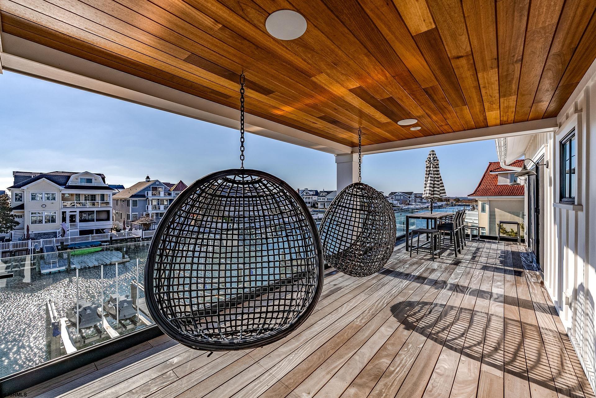 Ocean City, New Jersey 08226, United States, 6 Bedrooms Bedrooms, ,7 BathroomsBathrooms,Residential,Active,10305